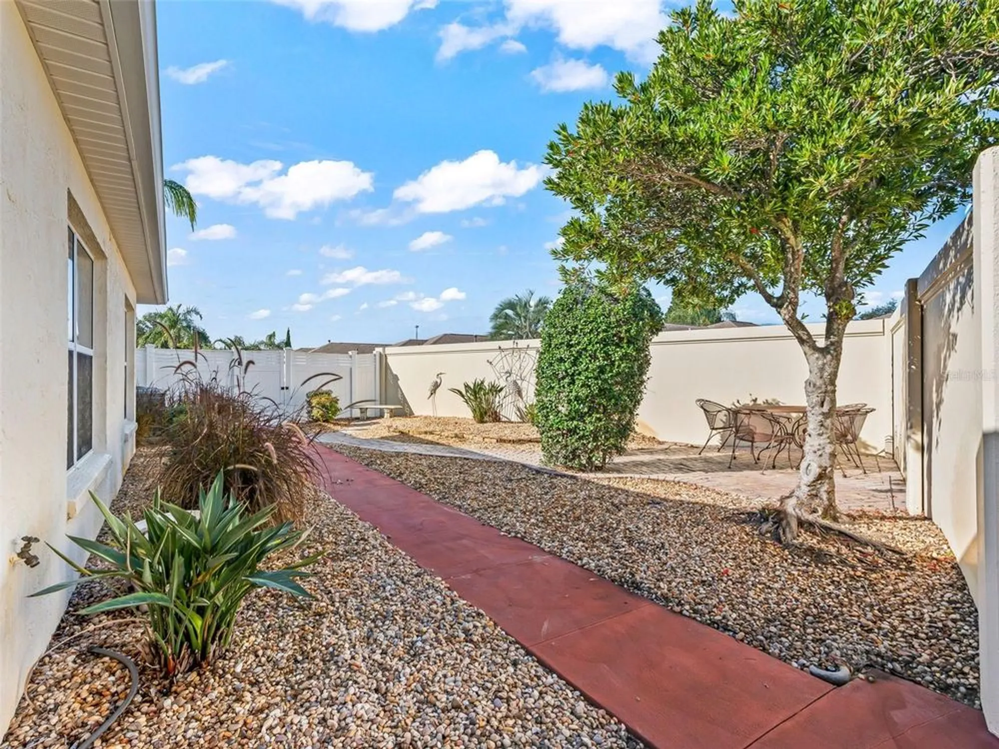 Property Slideshow image 30 of 37 | 2879 remington rd, The Villages, FL, 32162