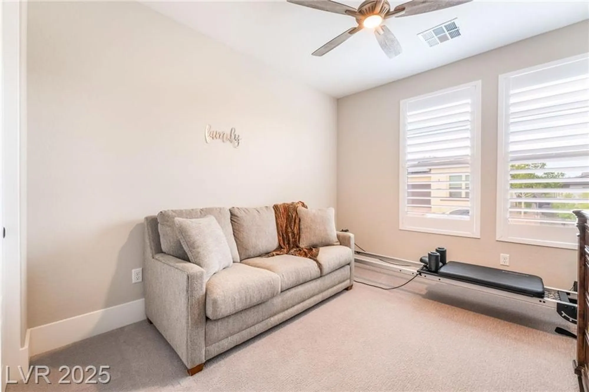 Property Slideshow image 23 of 43 | 9553 jadeite ln, Las Vegas, NV, 89143