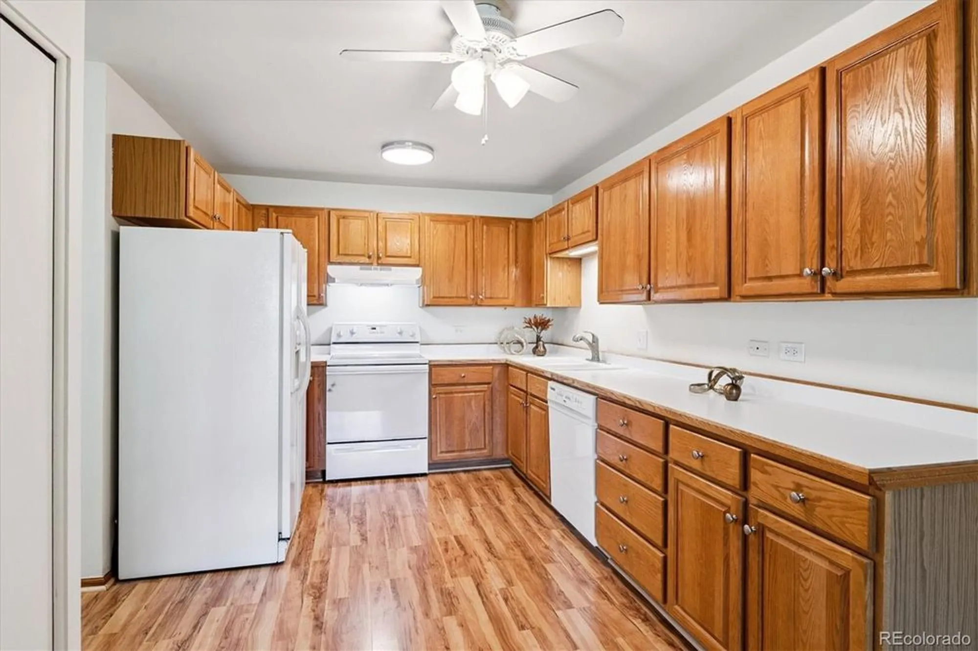 Property Slideshow image 6 of 50 | 9300 e center ave 2b, Denver, CO, 80247