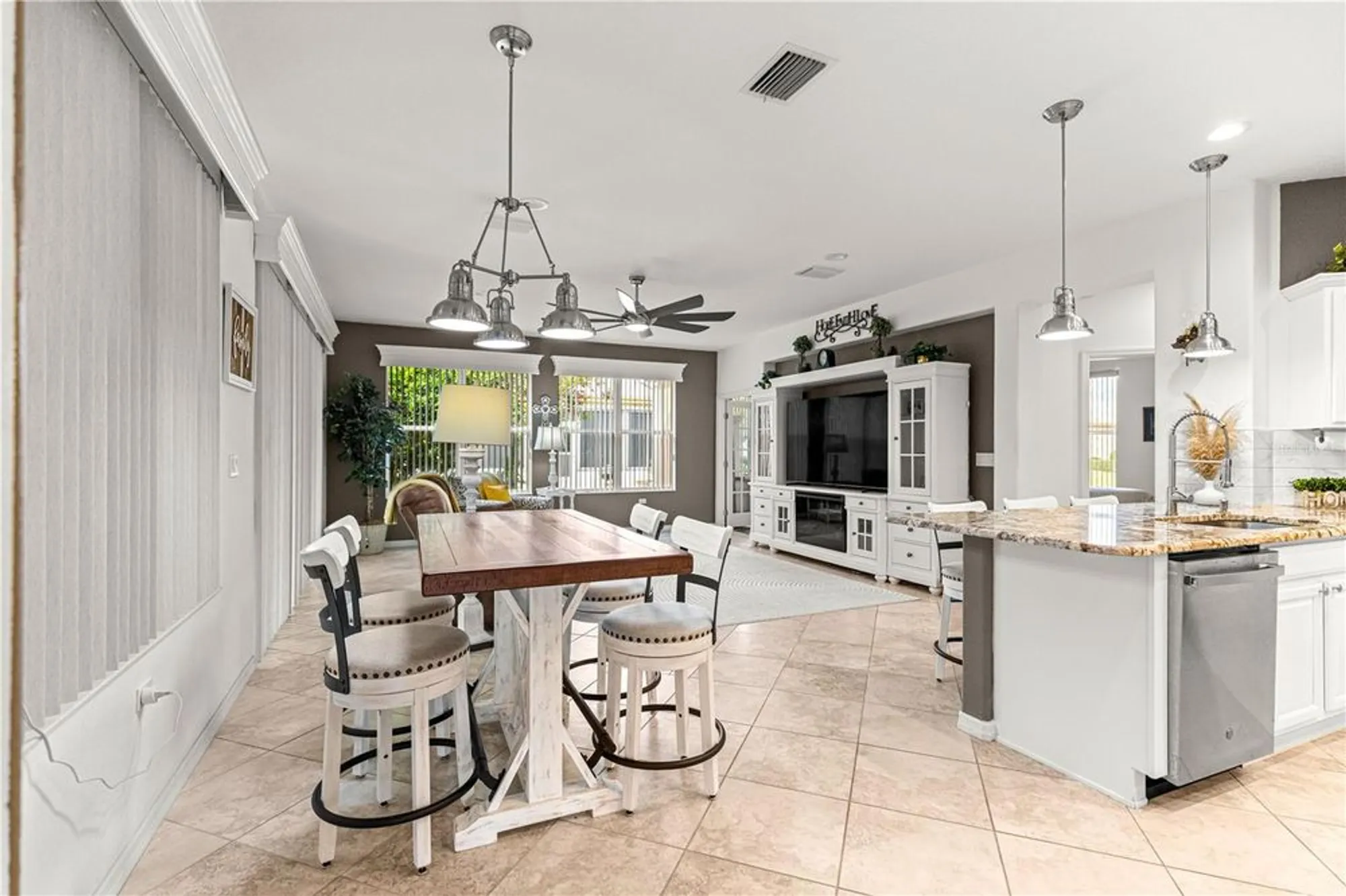 Property Slideshow image 11 of 73 | 13973 se 96th cir, Summerfield, FL, 34491