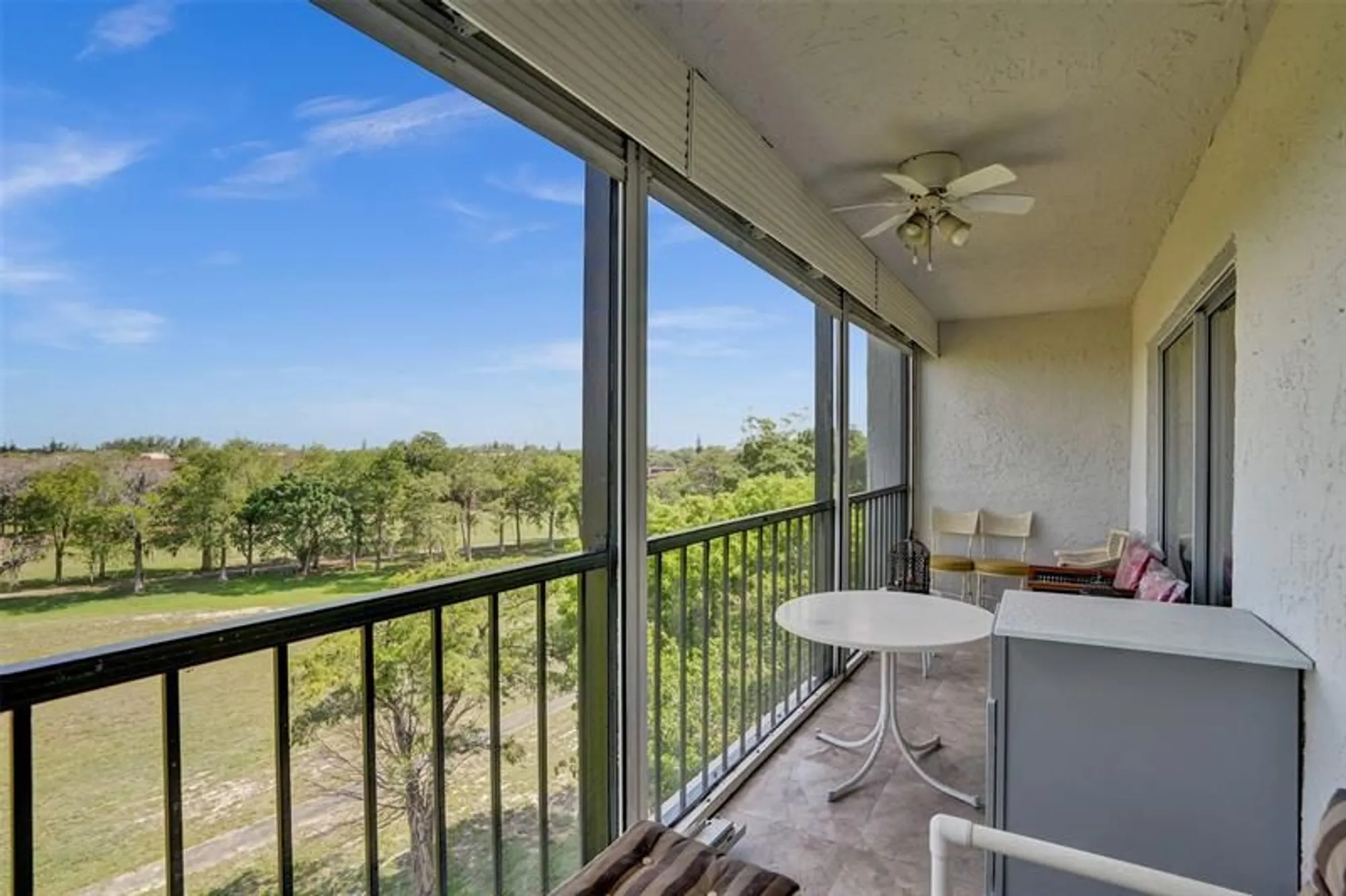 Property Slideshow image 29 of 48 | 5860 nw 44th st 603, Lauderhill, FL, 33319