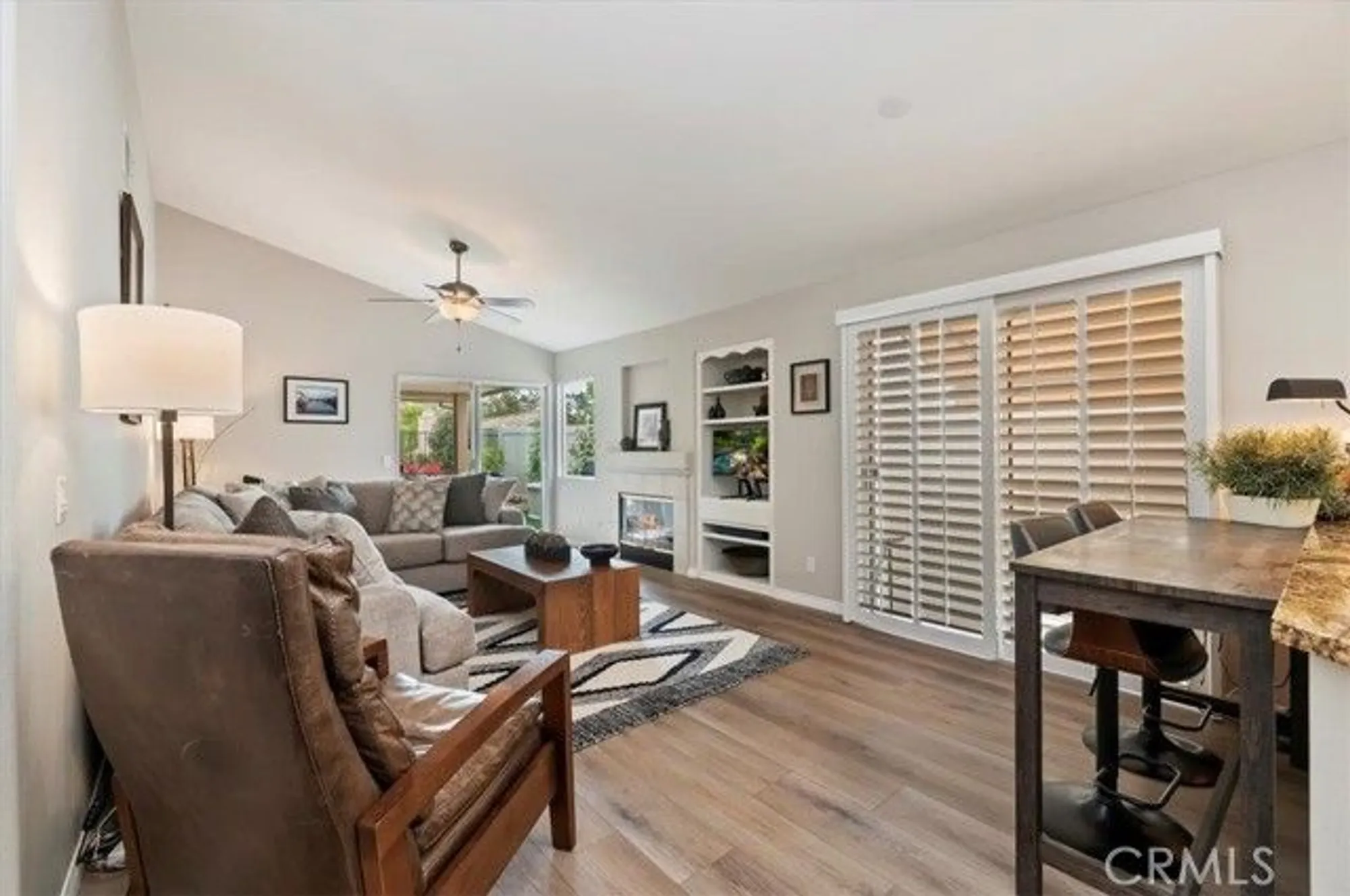 Property Slideshow image 19 of 59 | 23975 via pamilla, Murrieta, CA, 92562