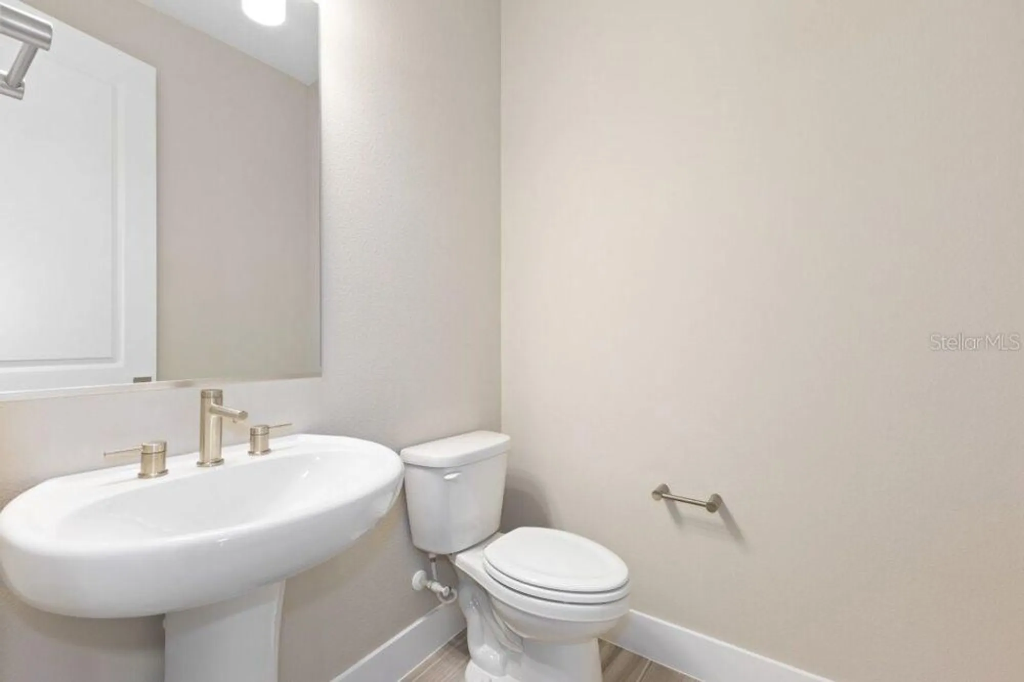 Property Slideshow image 14 of 17 | 4529 nw 53rd avenue rd, Ocala, FL, 34482