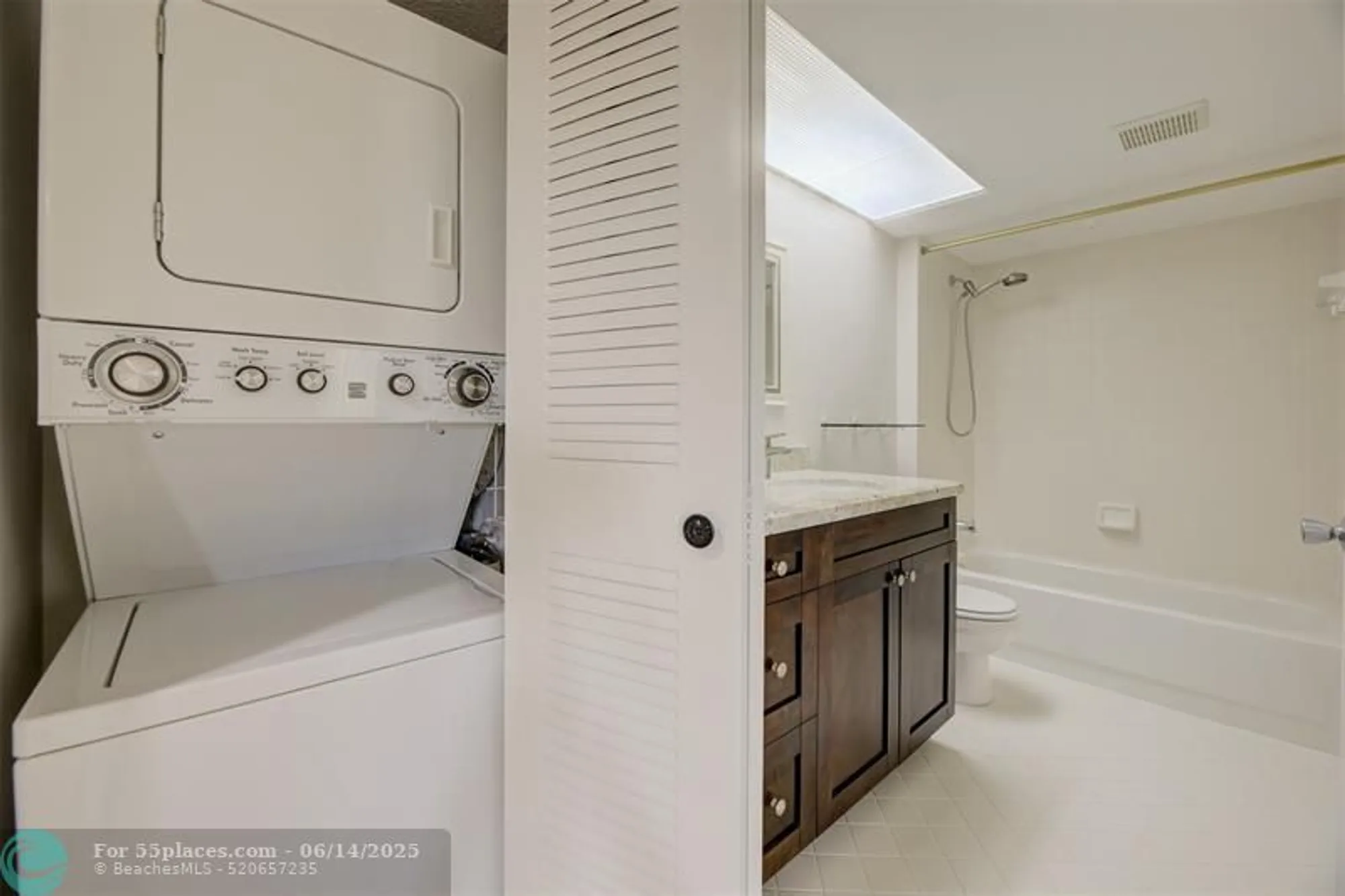 Property Slideshow image 31 of 62 | 750 sw 138th ave apt 403f, Pembroke Pines, FL, 33027