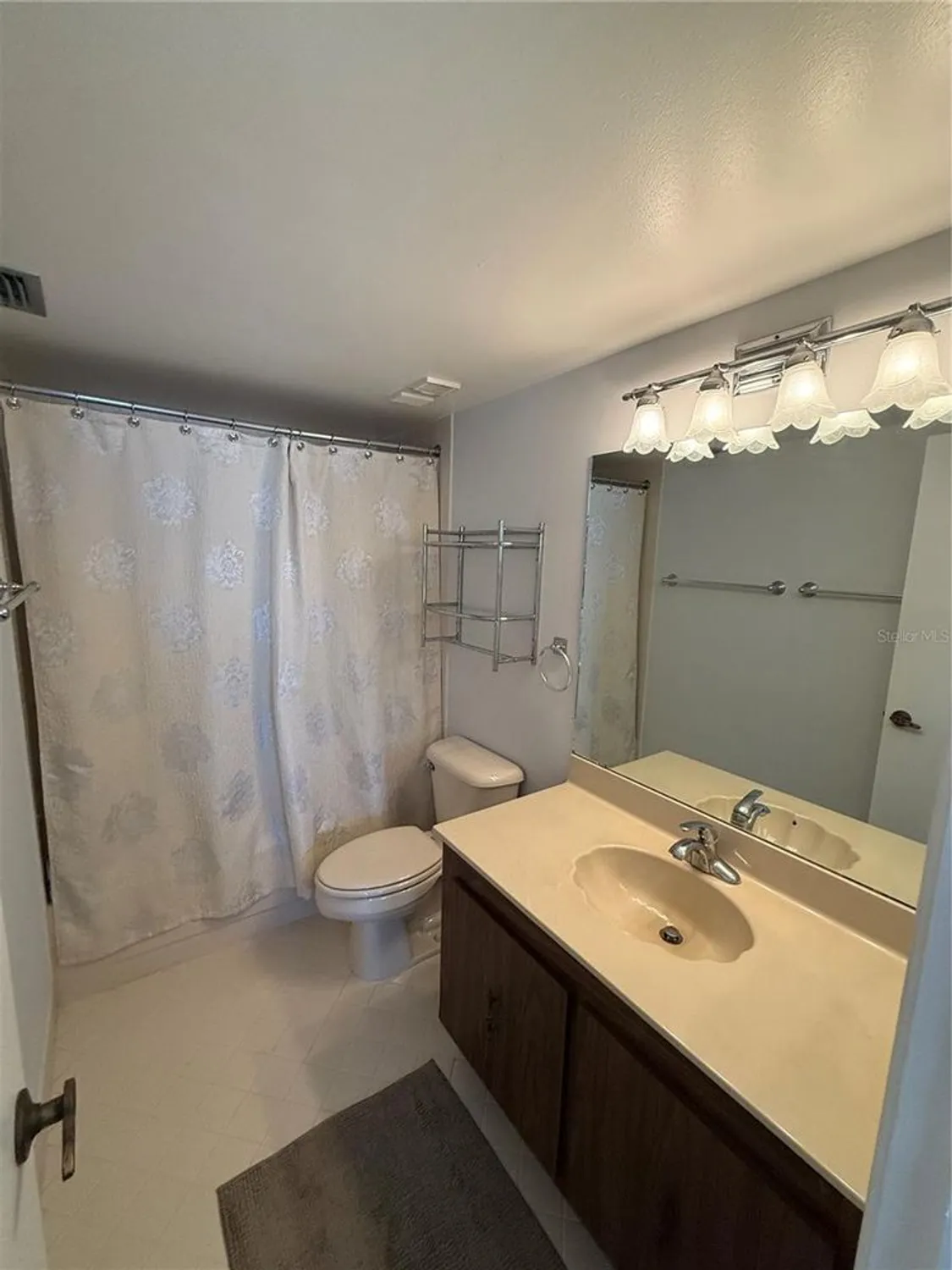 Property Slideshow image 21 of 35 | 6268 palma del mar blvd s apt 215, St Petersburg, FL, 33715