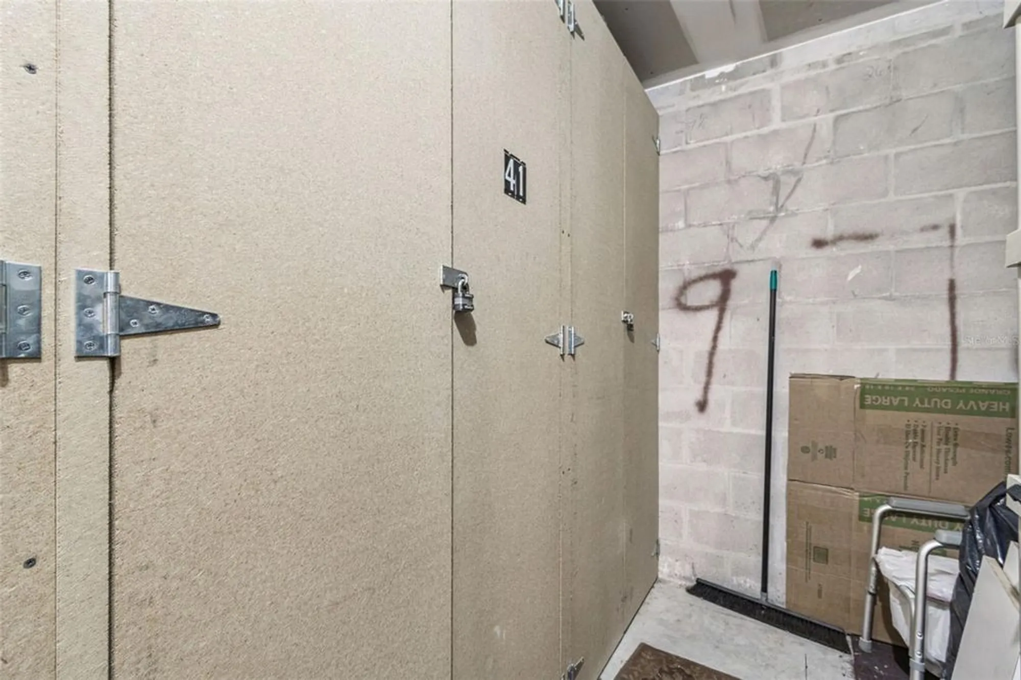 Property Slideshow image 52 of 100 | 2221 norwegian dr 41, Clearwater, FL, 33763