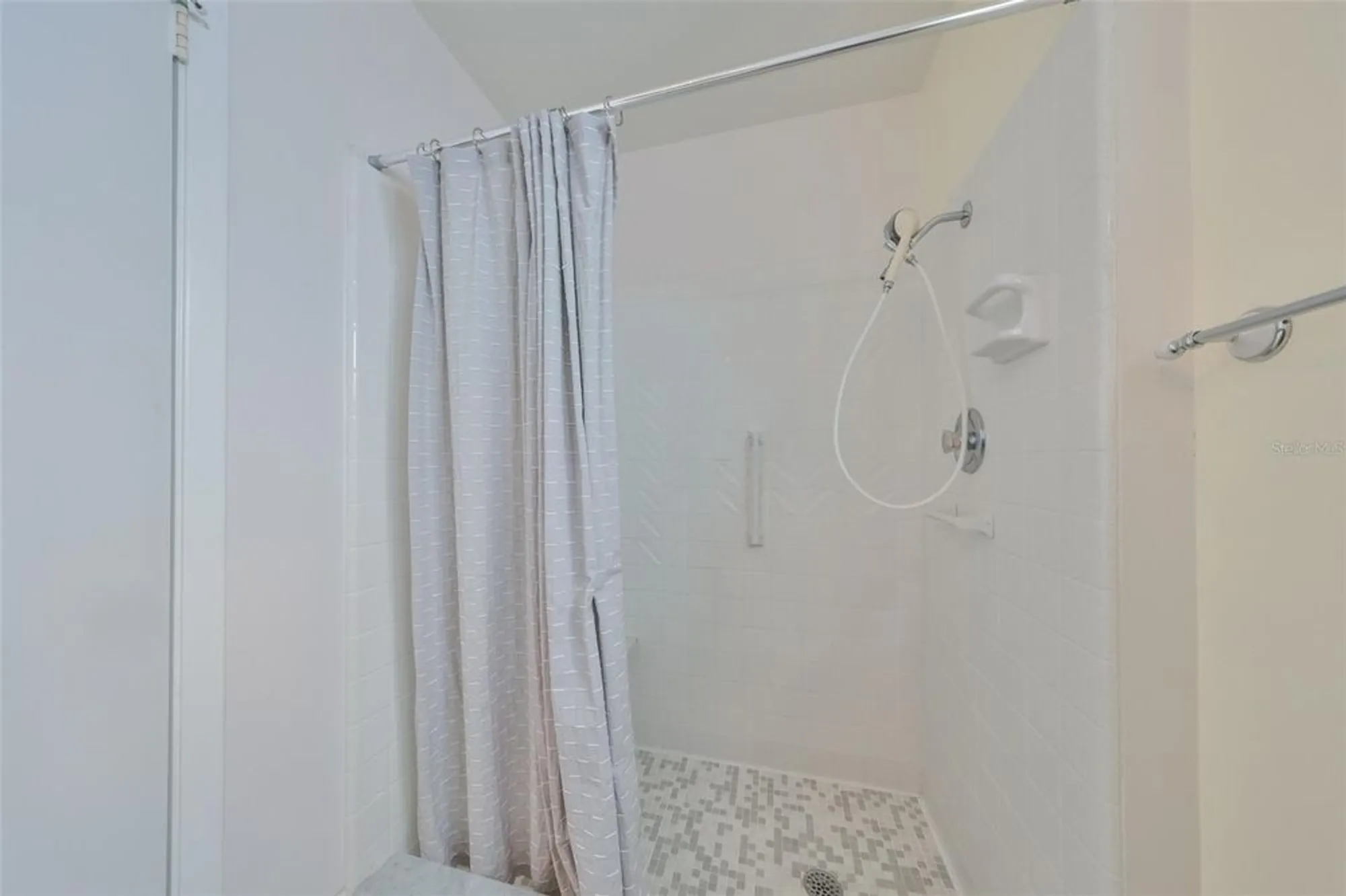 Property Slideshow image 28 of 52 | 1818 danbury dr, Sun City Center, FL, 33573