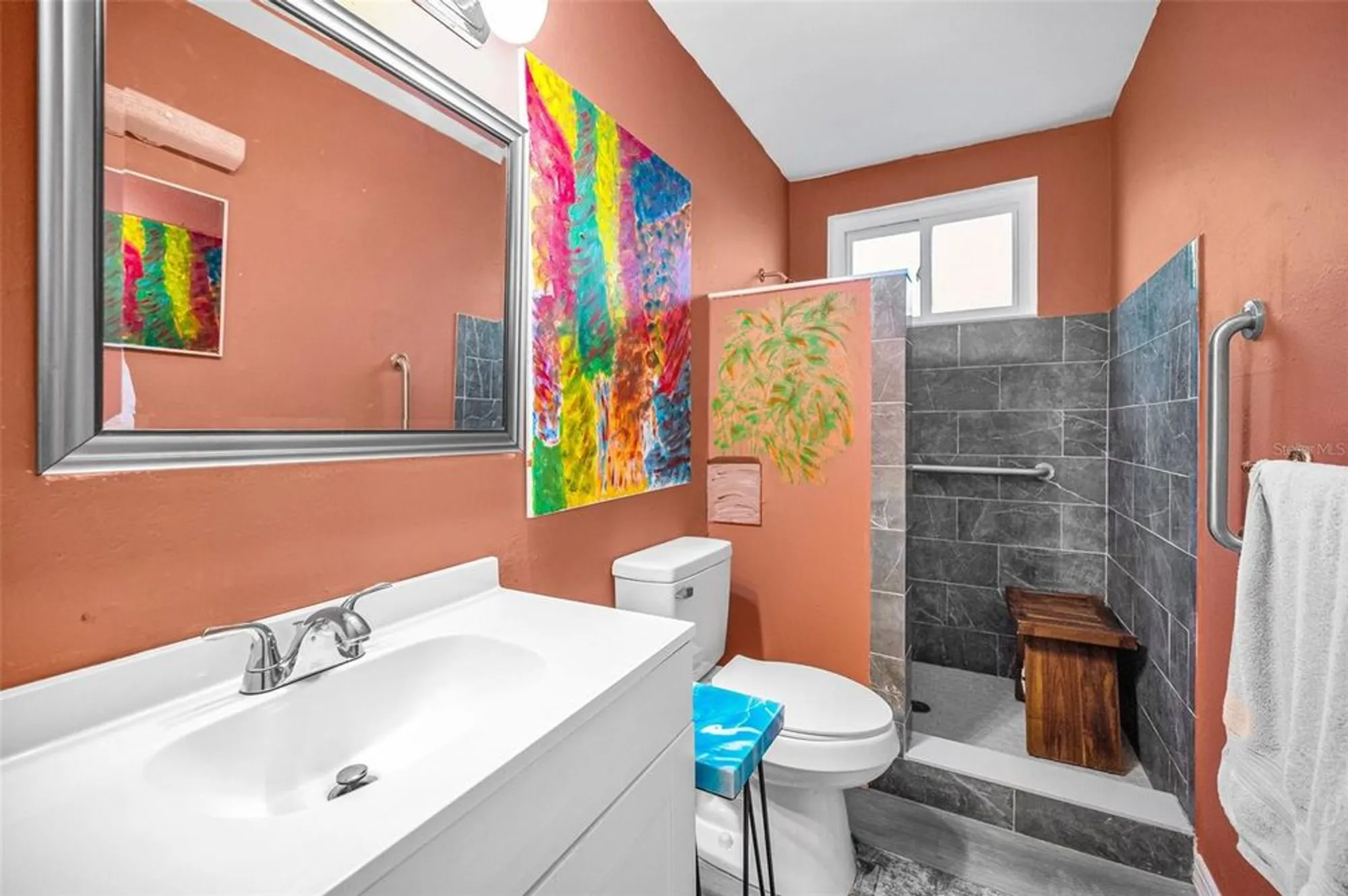 Property Slideshow image 23 of 67 | 2402 ecuadorian way 10, Clearwater, FL, 33763