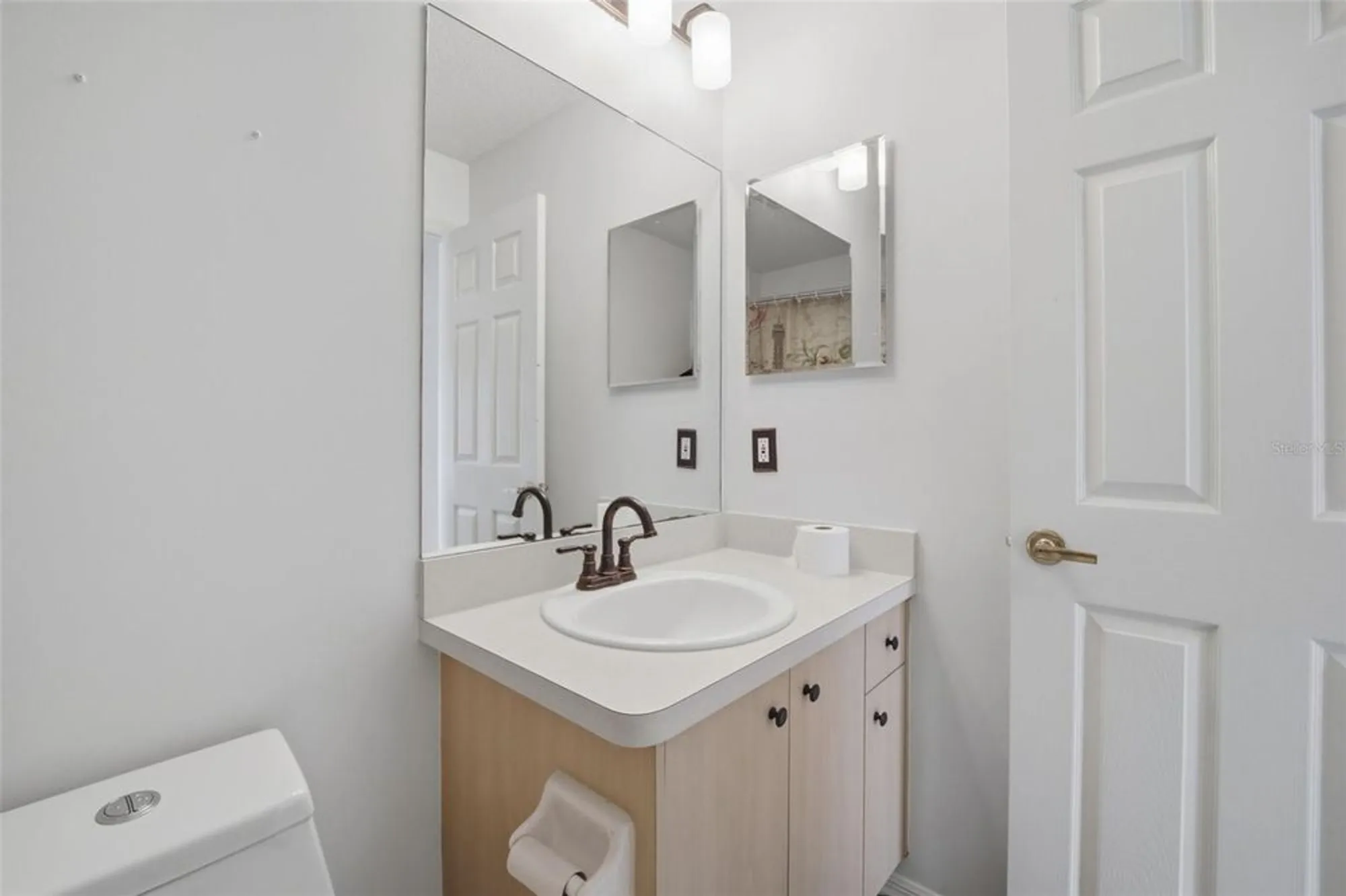 Property Slideshow image 30 of 59 | 1228 ashbourne cir, Trinity, FL, 34655