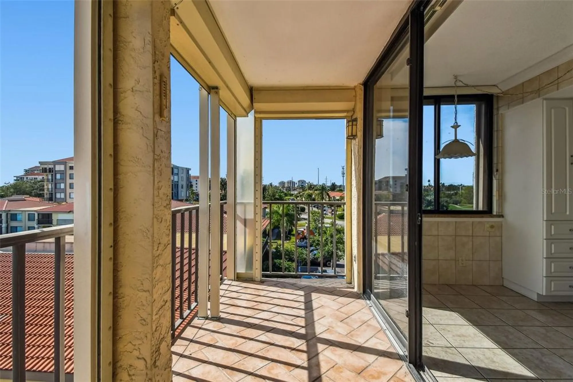 Property Slideshow image 26 of 49 | 6104 palma del mar blvd s apt 402, St Petersburg, FL, 33715