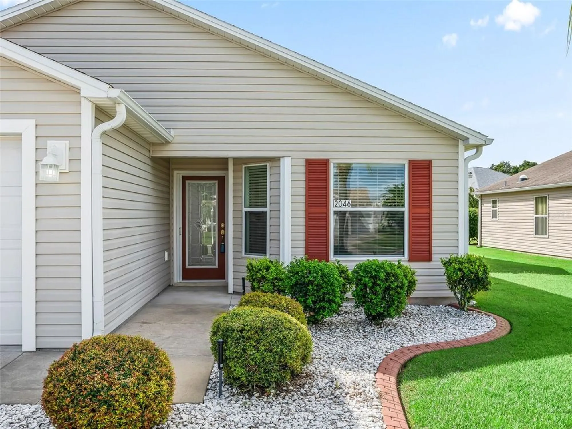 Property Slideshow image 6 of 42 | 2046 dalecroft trl, The Villages, FL, 32162