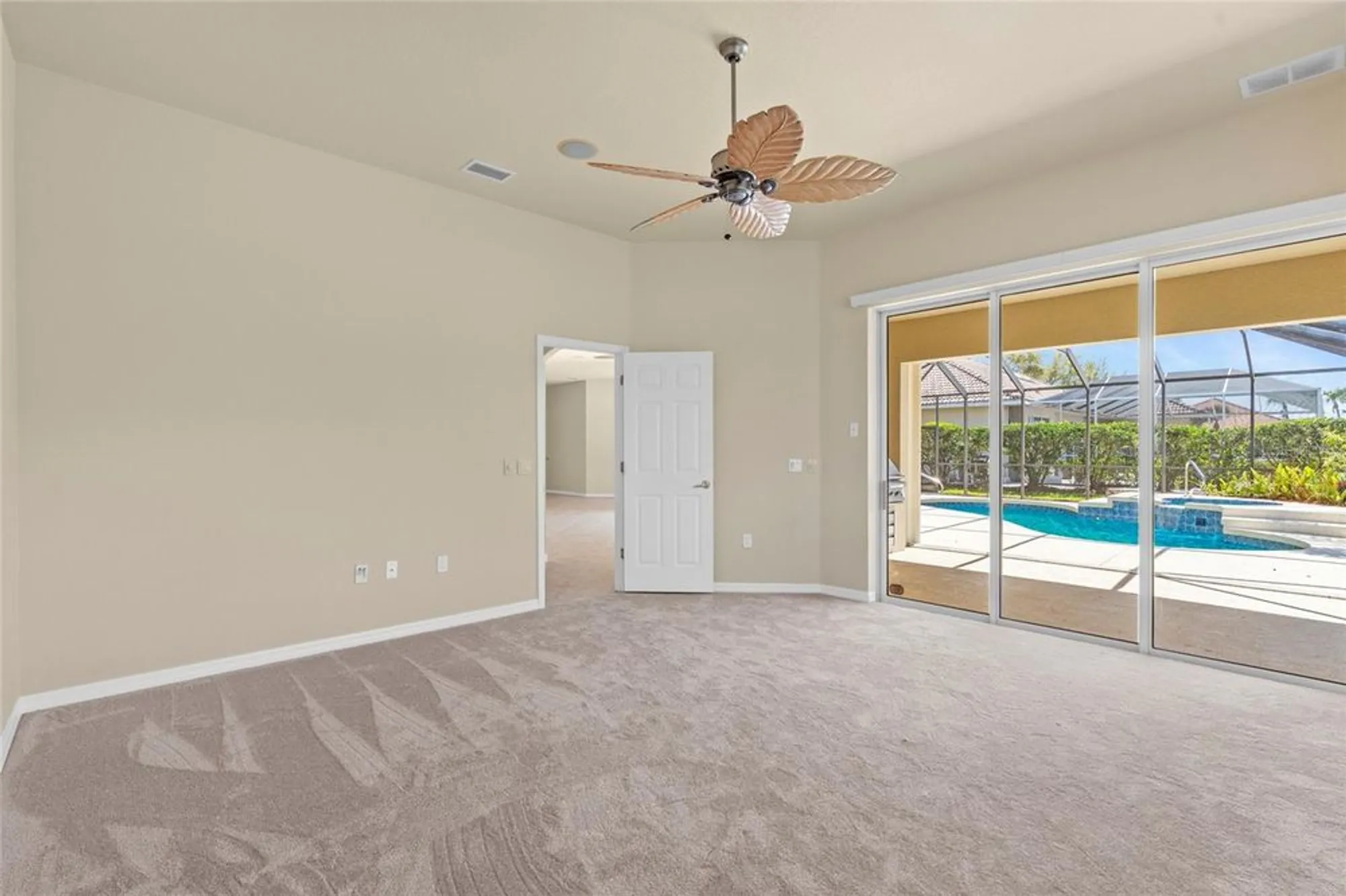 Property Slideshow image 32 of 48 | 5270 white ibis dr, North Port, FL, 34287