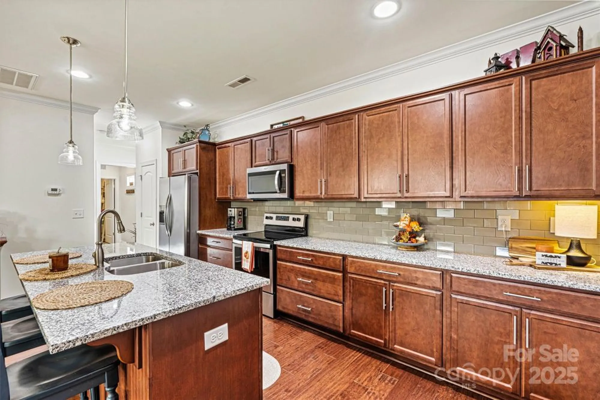 Property Slideshow image 15 of 35 | 7520 fairway villa cir, Denver, NC, 28037