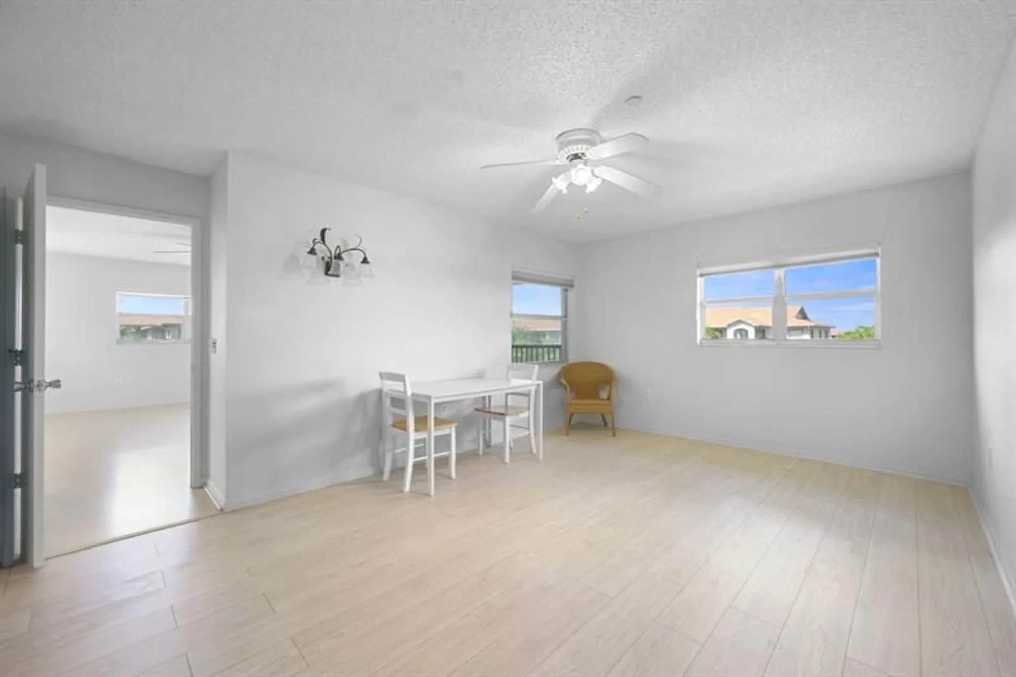 Property Slideshow image 11 of 23 | 550 sw 137th ave 401l, Pembroke Pines, FL, 33027