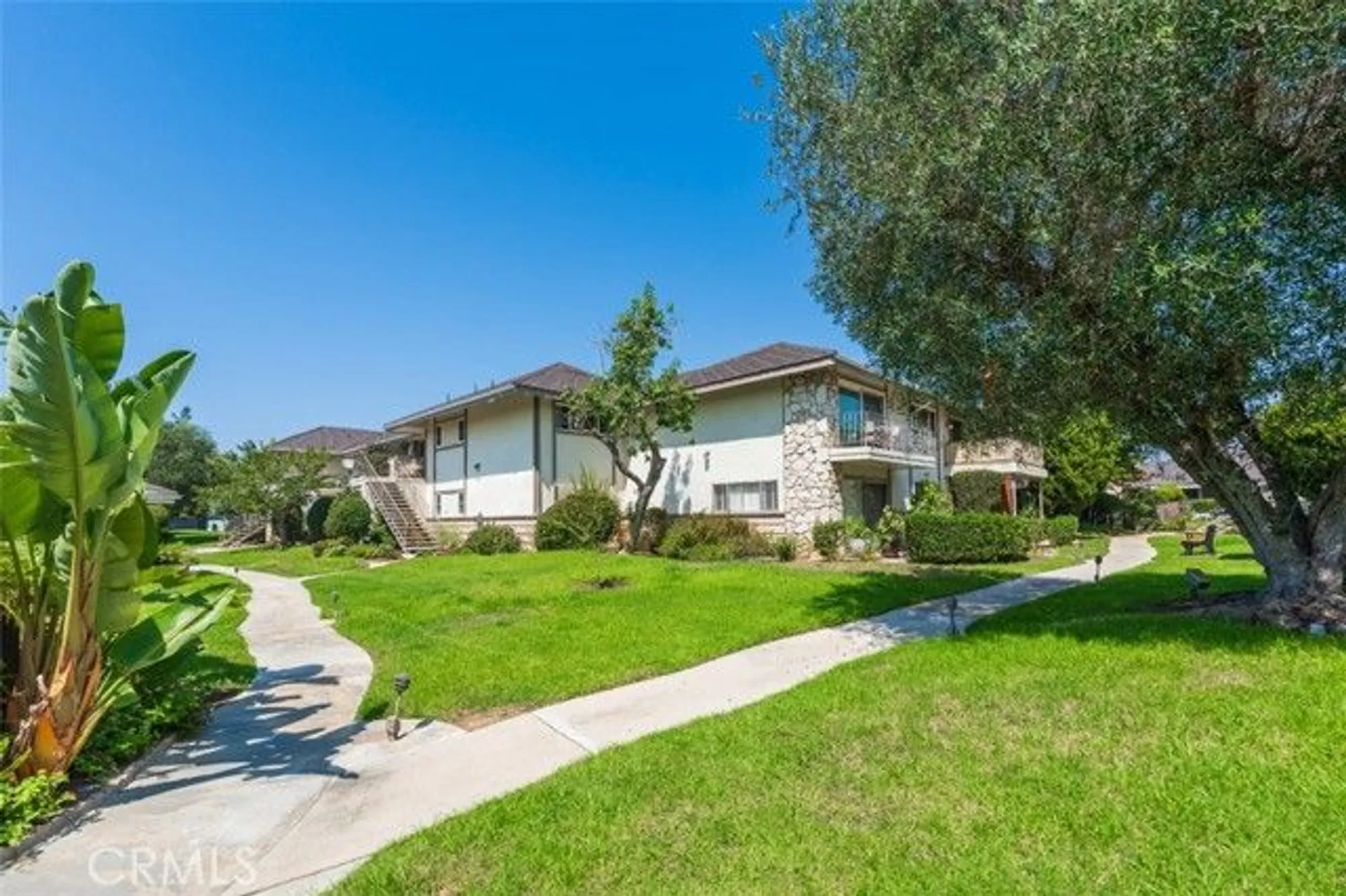 Property Slideshow image 27 of 38 | 23009 nadine cir b, Torrance, CA, 90505