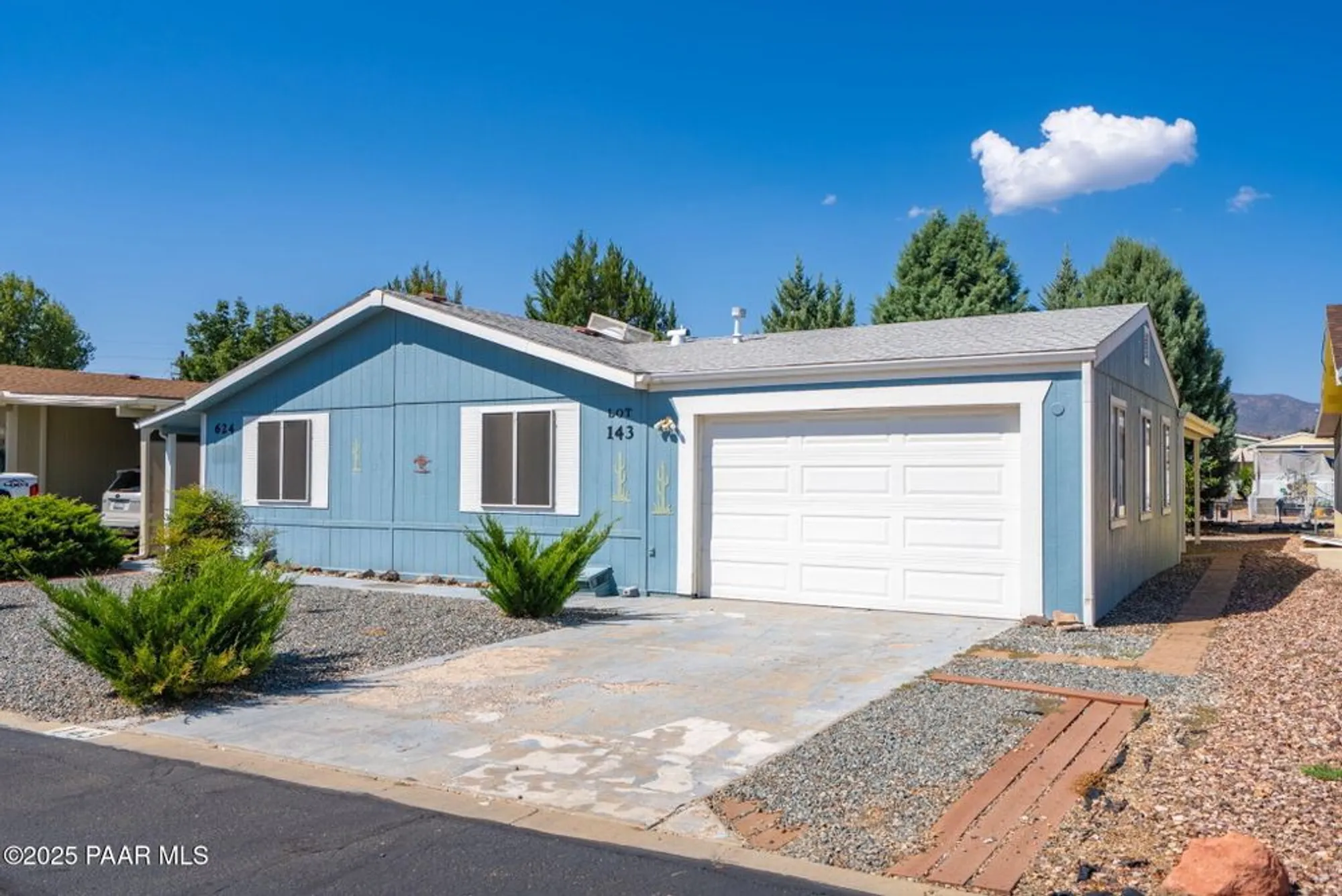 Property Slideshow image 1 of 24 | 624 n blue spruce dr, Dewey-Humboldt, AZ, 86327