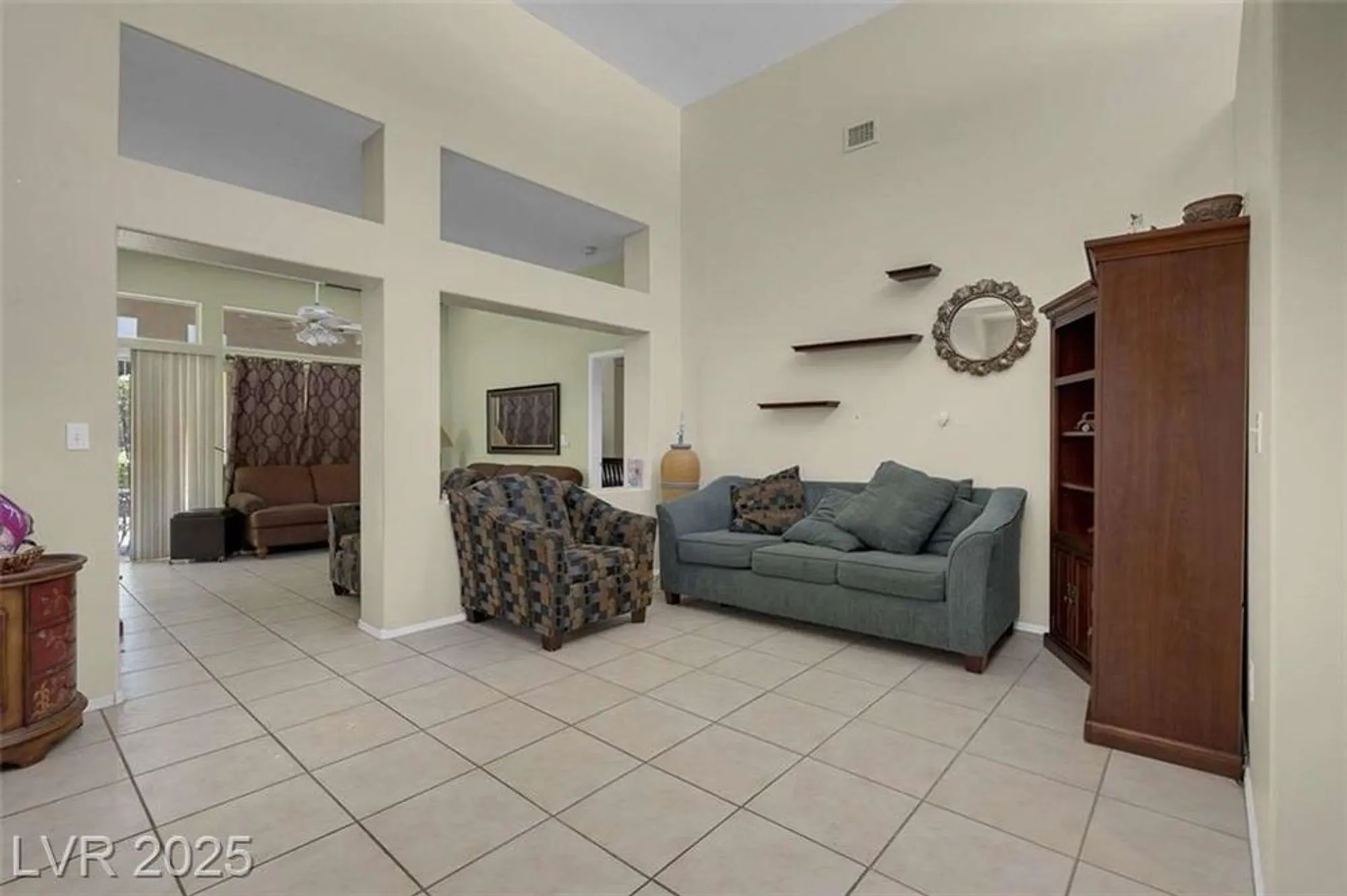 Property Slideshow image 9 of 44 | 10017 bundella dr, Las Vegas, NV, 89134