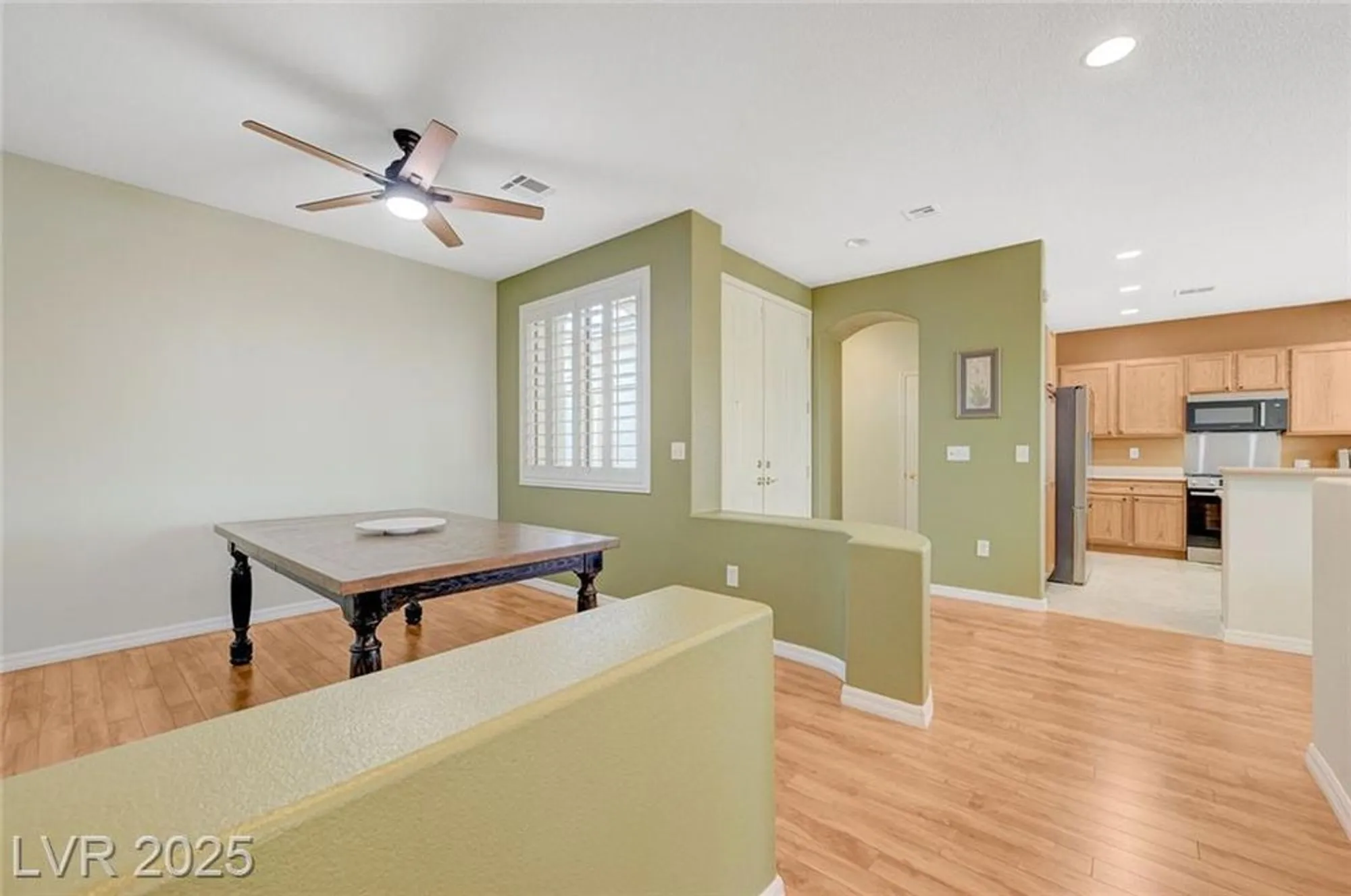 Property Slideshow image 22 of 72 | 4956 momenti st, Las Vegas, NV, 89135