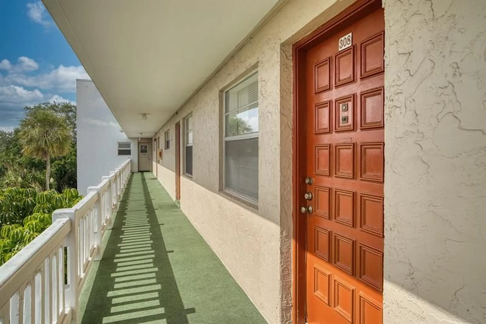 Property Slideshow image 41 of 43 | 3776 inverrary blvd 308r, Lauderhill, FL, 33319