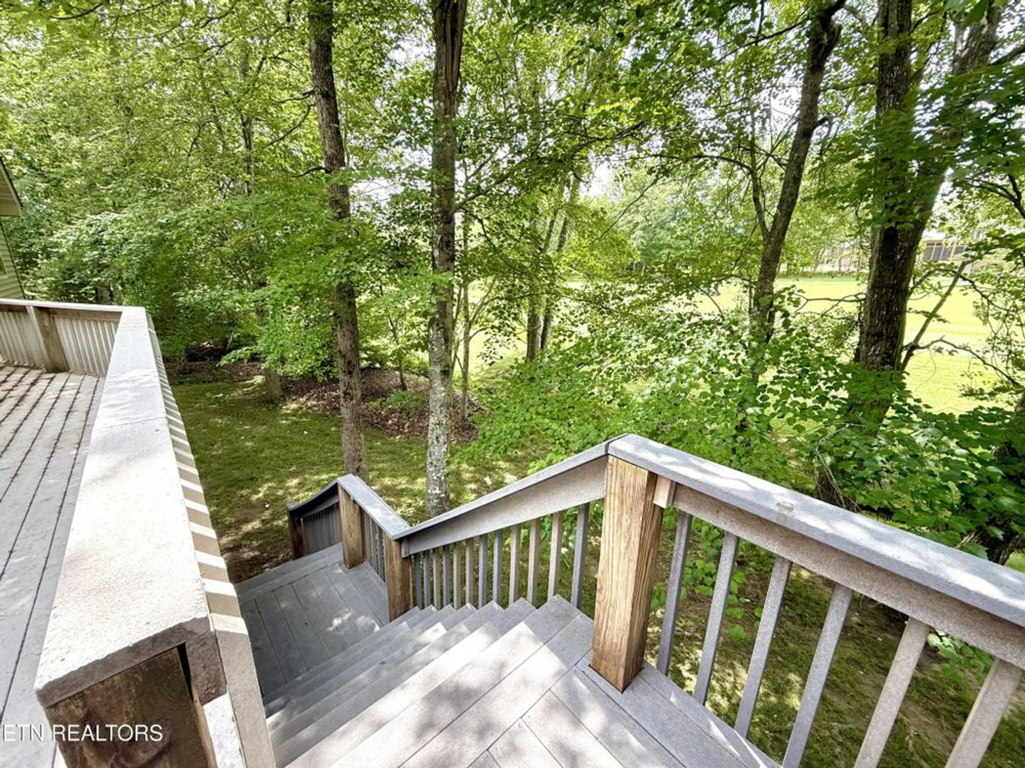 Property Slideshow image 34 of 55 | 17 kenwood ct, Crossville, TN, 38558