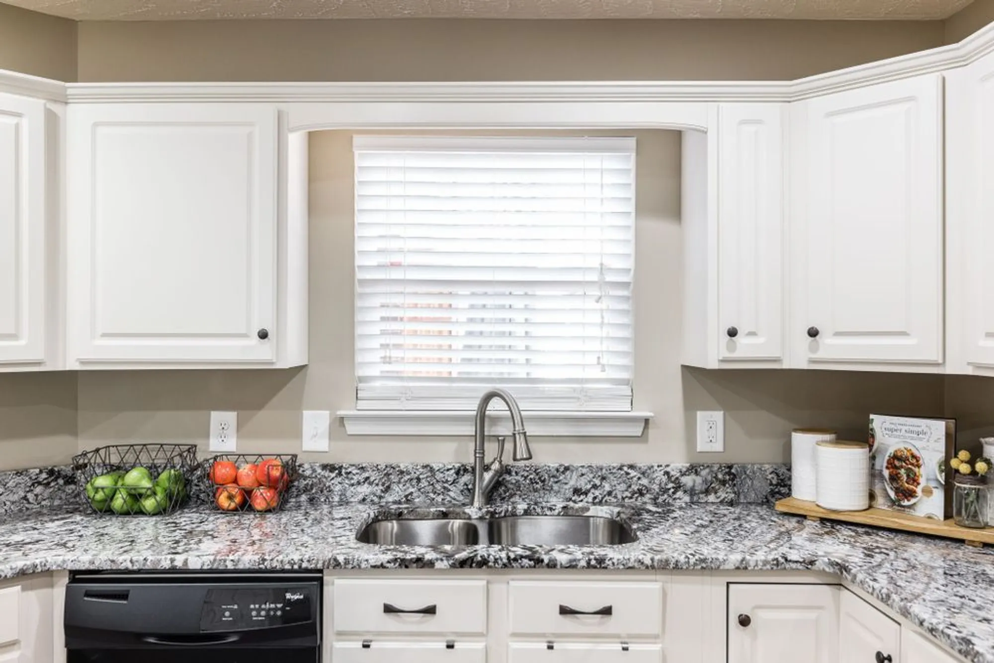 Property Slideshow image 27 of 68 | 395 devon chase hl unit 5104, Gallatin, TN, 37066