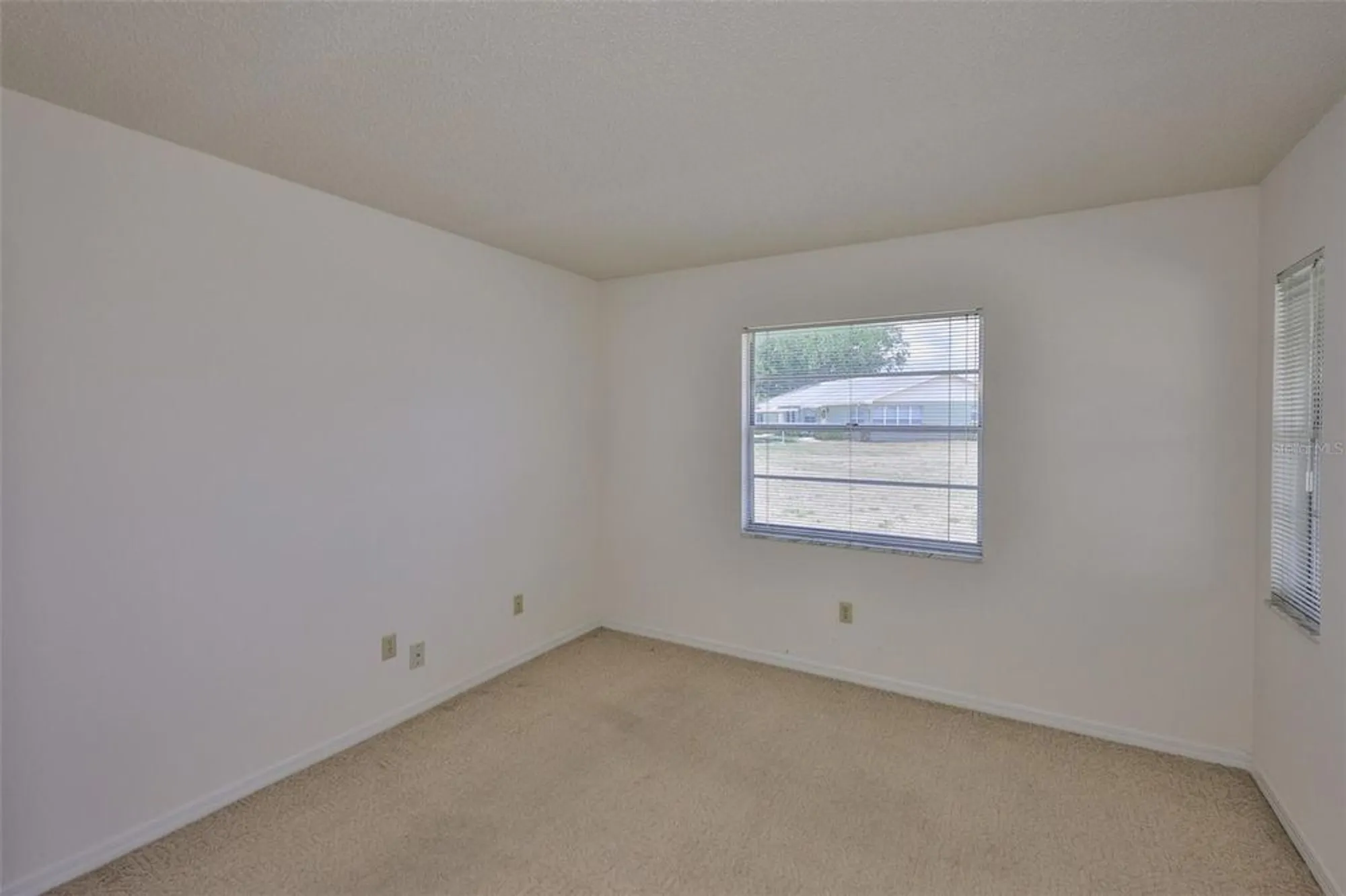 Property Slideshow image 20 of 54 | 1904 canterbury ln 18, Sun City Center, FL, 33573