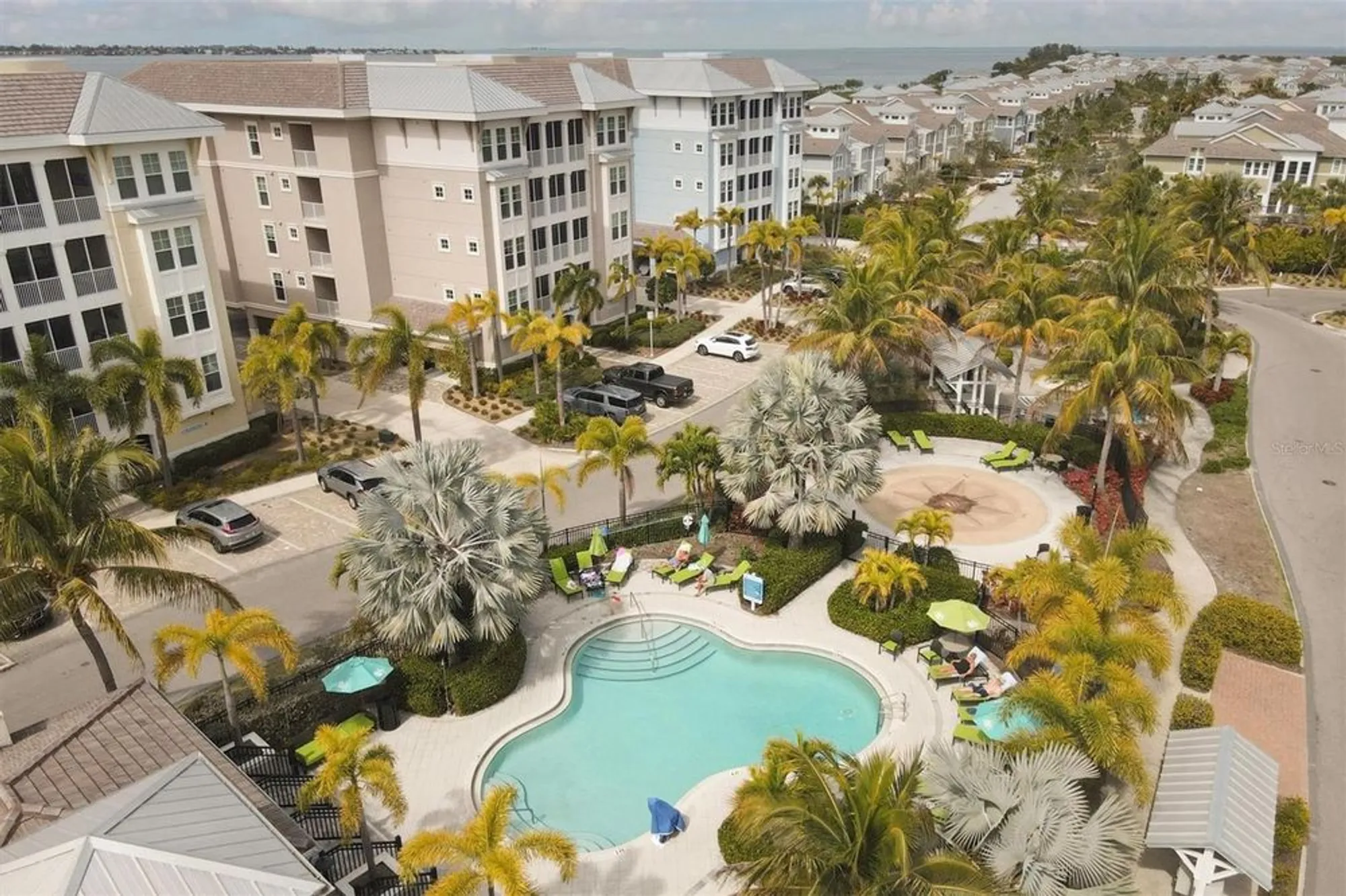Property Slideshow image 33 of 61 | 396 aruba cir unit 302, Bradenton, FL, 34209