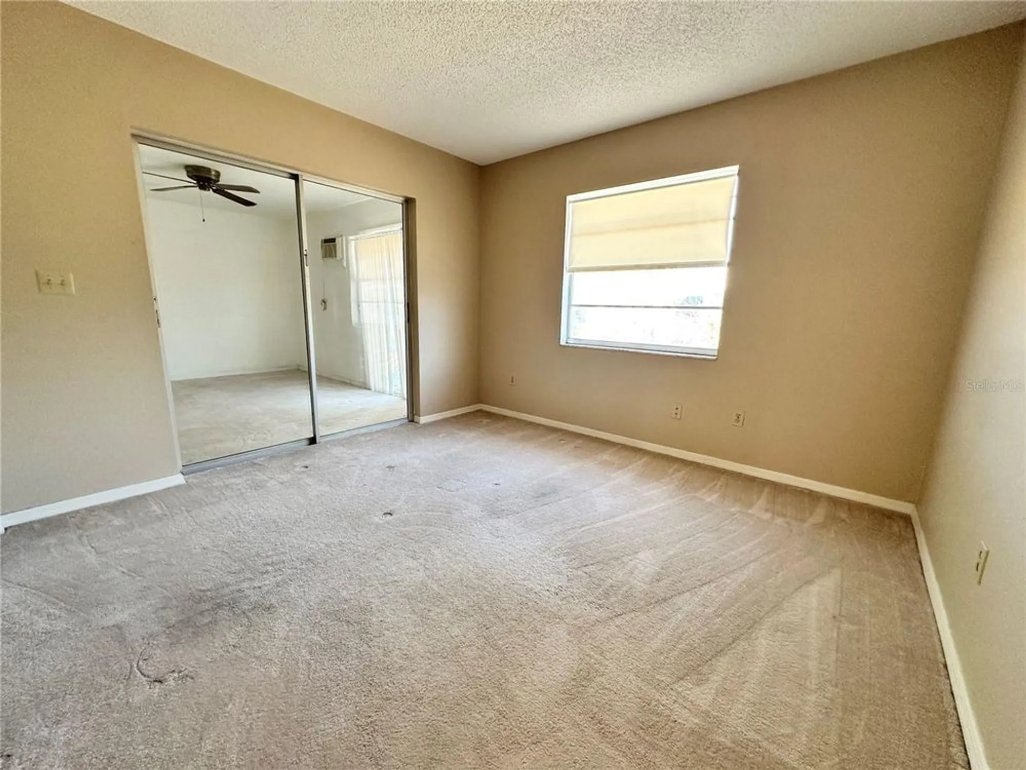 Property Slideshow image 14 of 18 | 203 rickenbacker dr, Sun City Center, FL, 33573