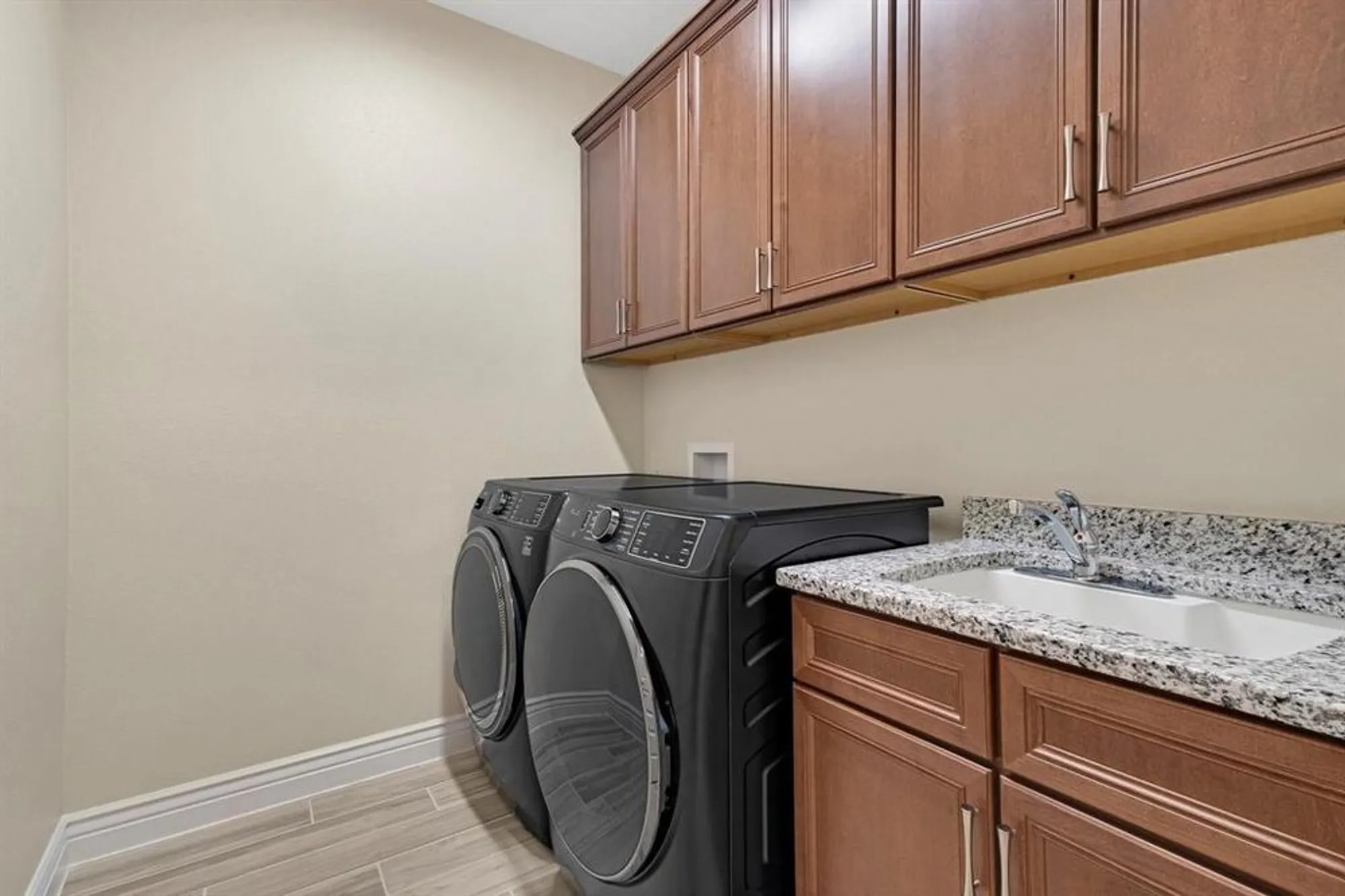Property Slideshow image 23 of 29 | 12521 copper ore way, Denton, TX, 76207