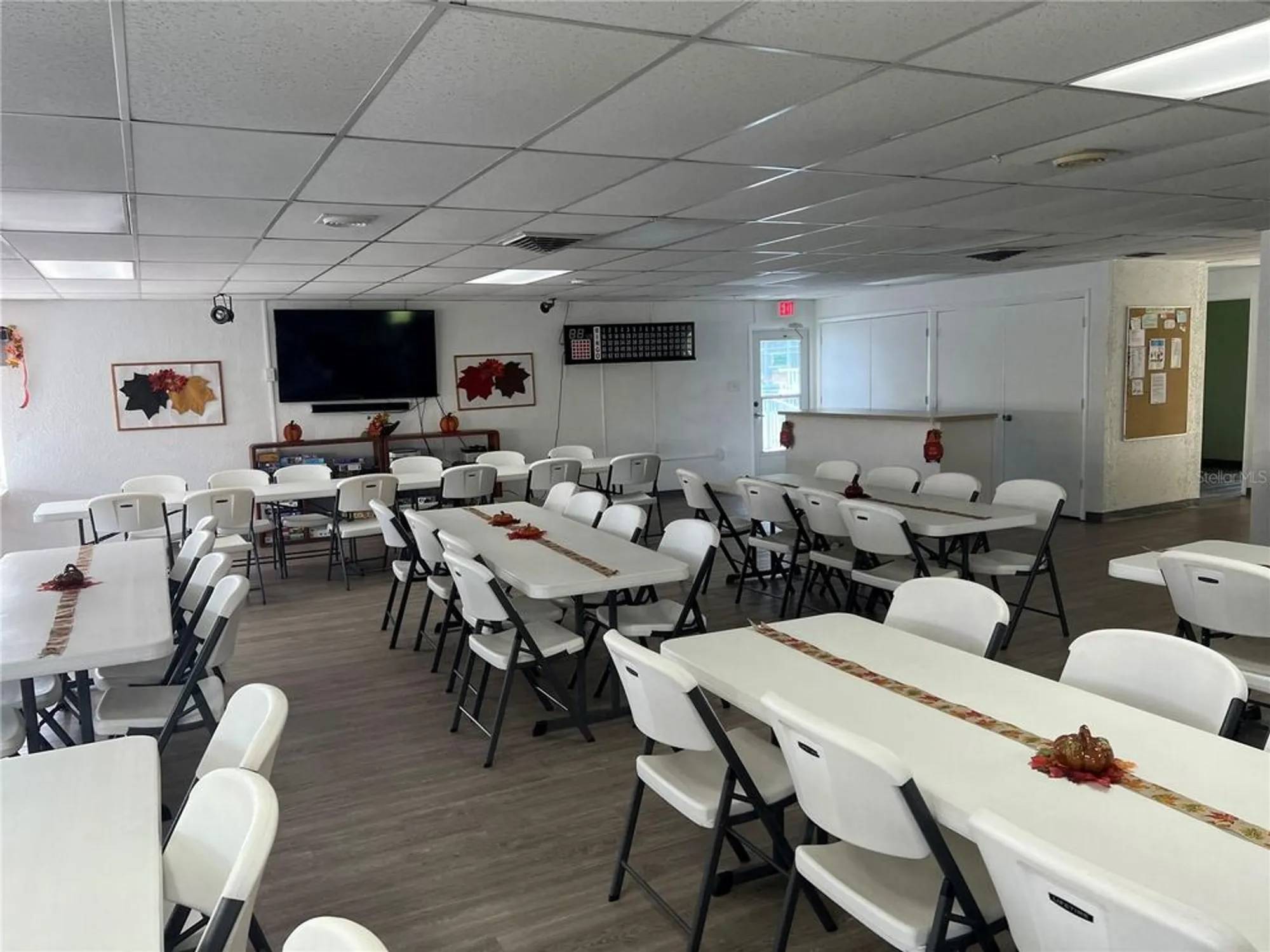 Property Slideshow image 37 of 51 | 3783 lake bayshore dr # h404, Bradenton, FL, 34205