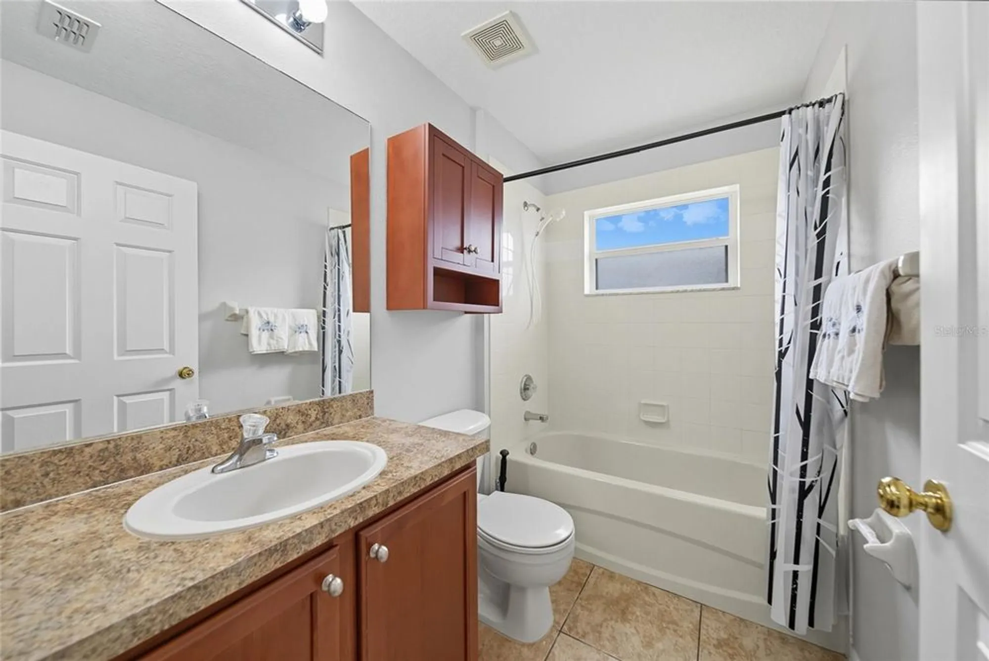 Property Slideshow image 8 of 43 | 9427 rolling cir, San Antonio, FL, 33576