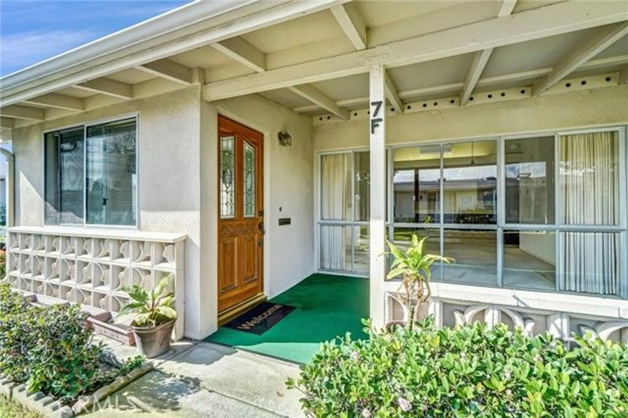 Property Slideshow image 4 of 28 | 13500 saint andrews dr apt 7f, Seal Beach, CA, 90740