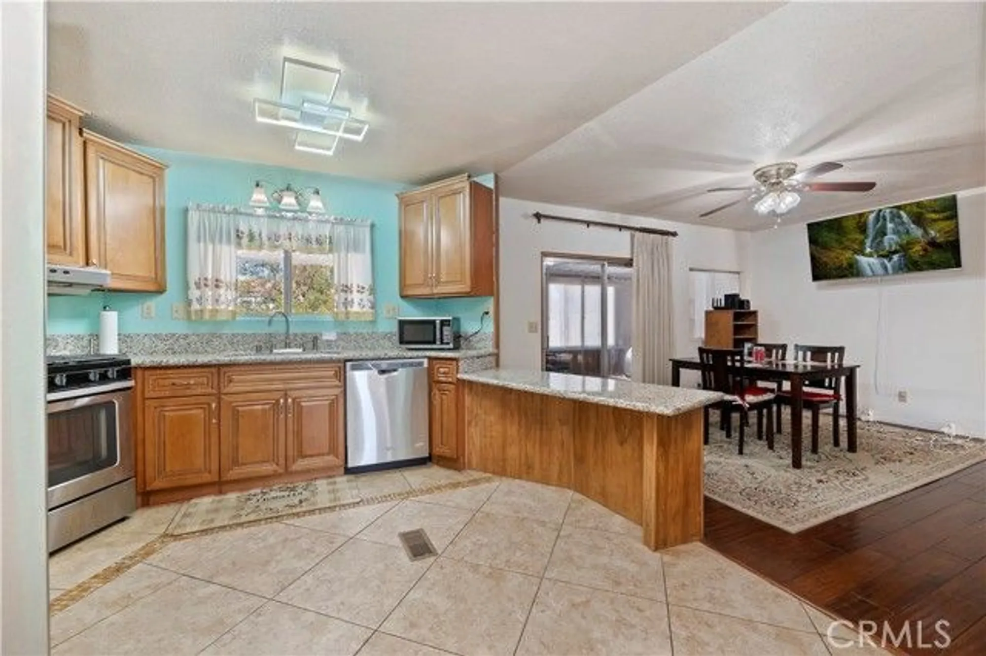 Property Slideshow image 12 of 28 | 1104 carrotwood ct, Hemet, CA, 92545