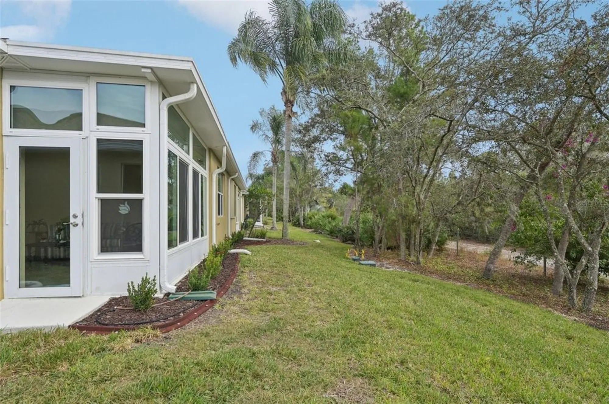 Property Slideshow image 38 of 75 | 2336 oakley green dr, Sun City Center, FL, 33573