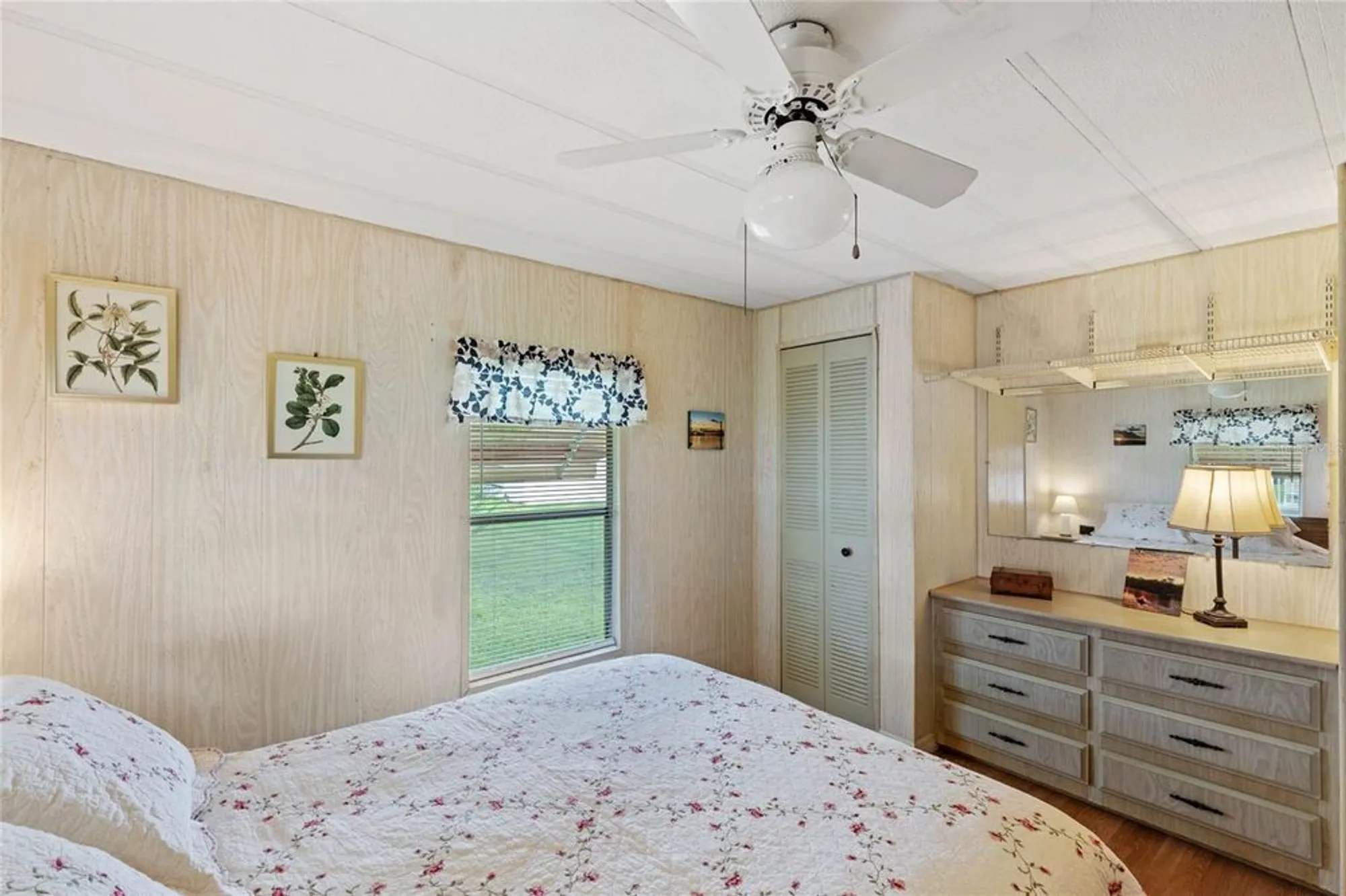 Property Slideshow image 22 of 27 | 805 royal palm ave, The Villages, FL, 32159