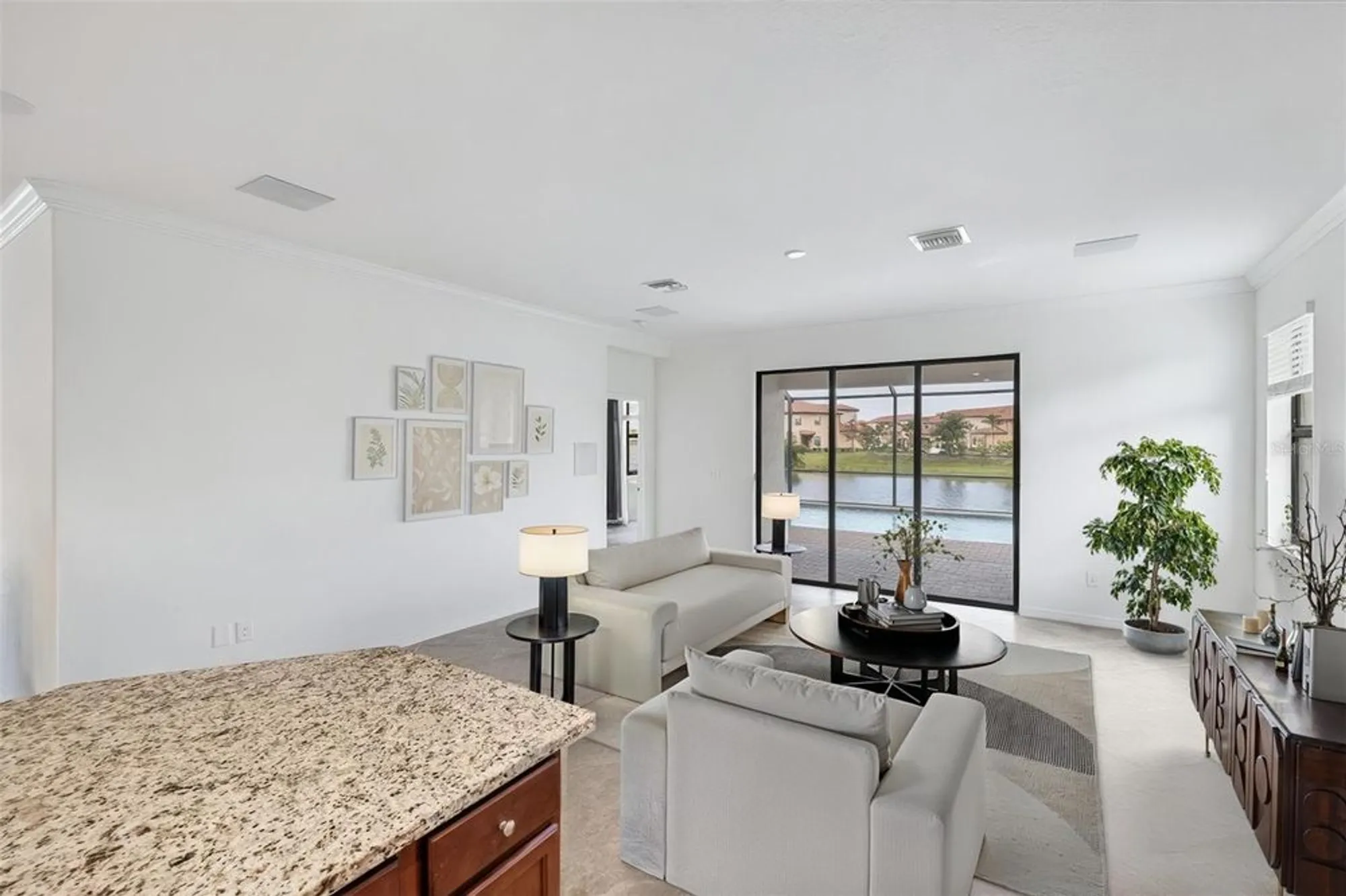 Property Slideshow image 10 of 100 | 10061 cozy grove dr, Venice, FL, 34293