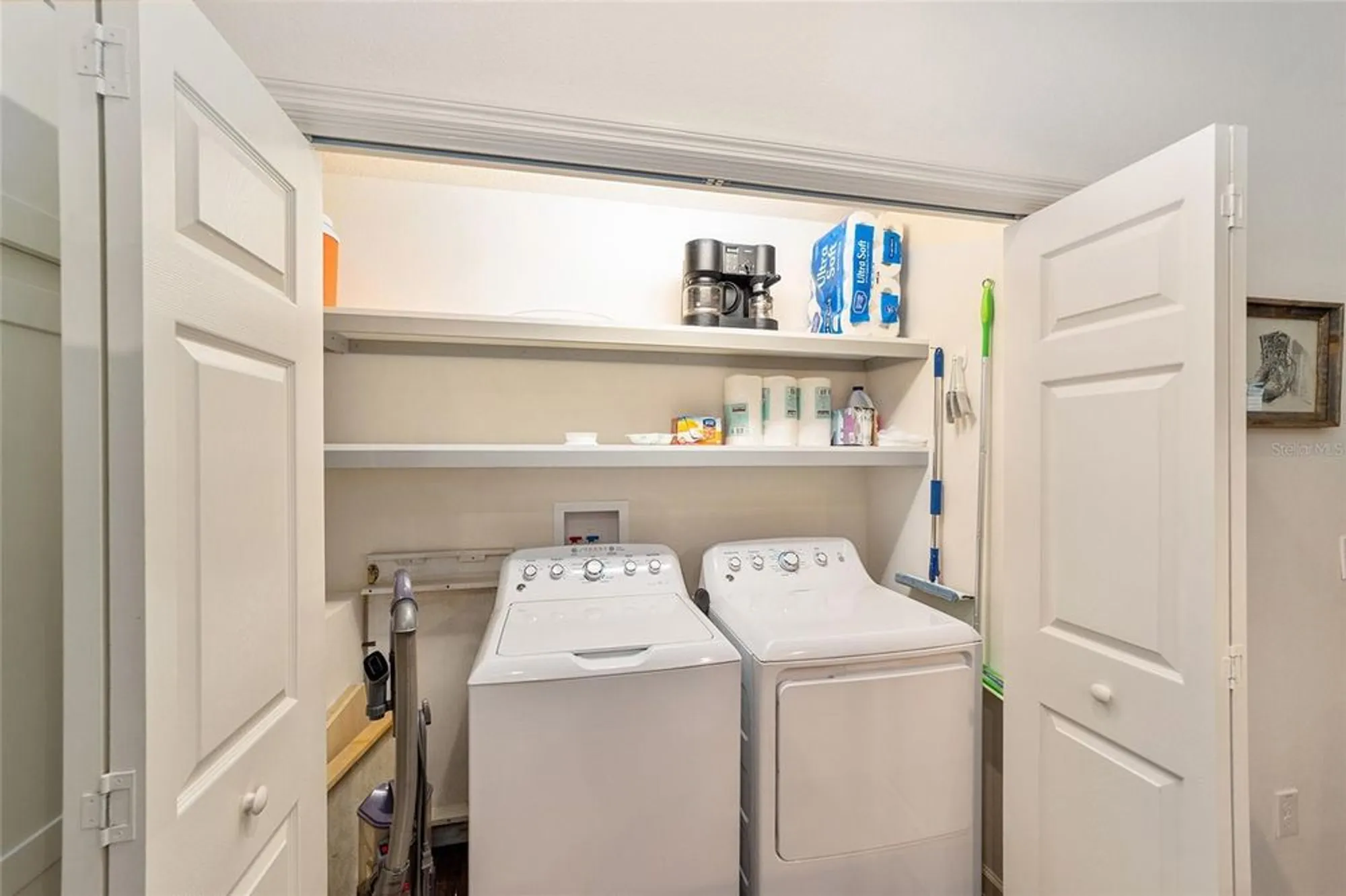 Property Slideshow image 16 of 32 | 972 greg ter, The Villages, FL, 32163