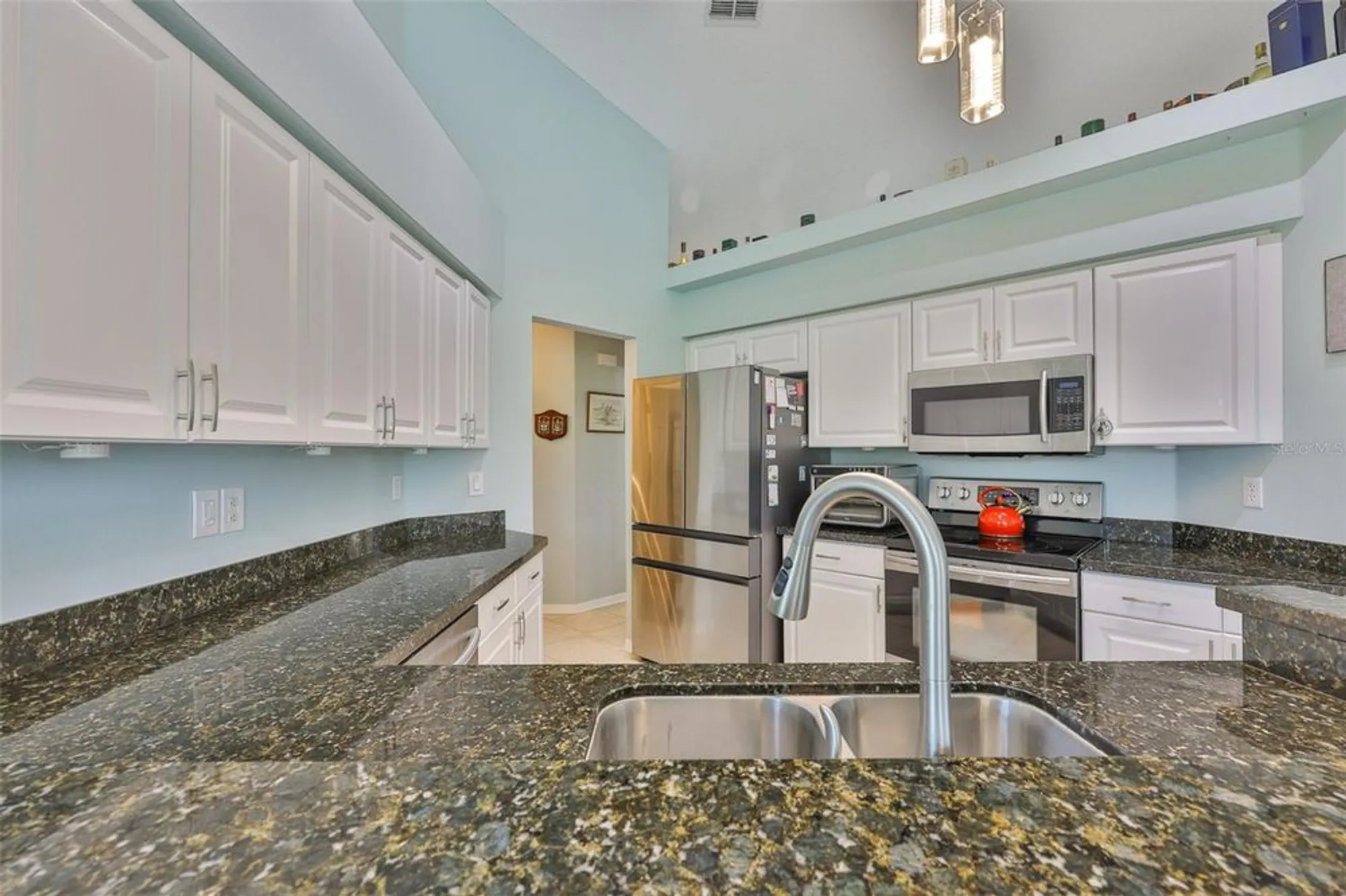 Property Slideshow image 13 of 51 | 2249 new bedford dr, Sun City Center, FL, 33573