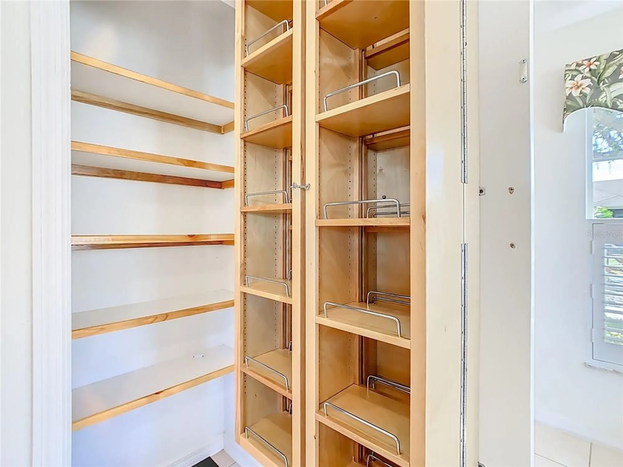 Property Slideshow image 14 of 49 | 205 bell tower xing, Poinciana, FL, 34759