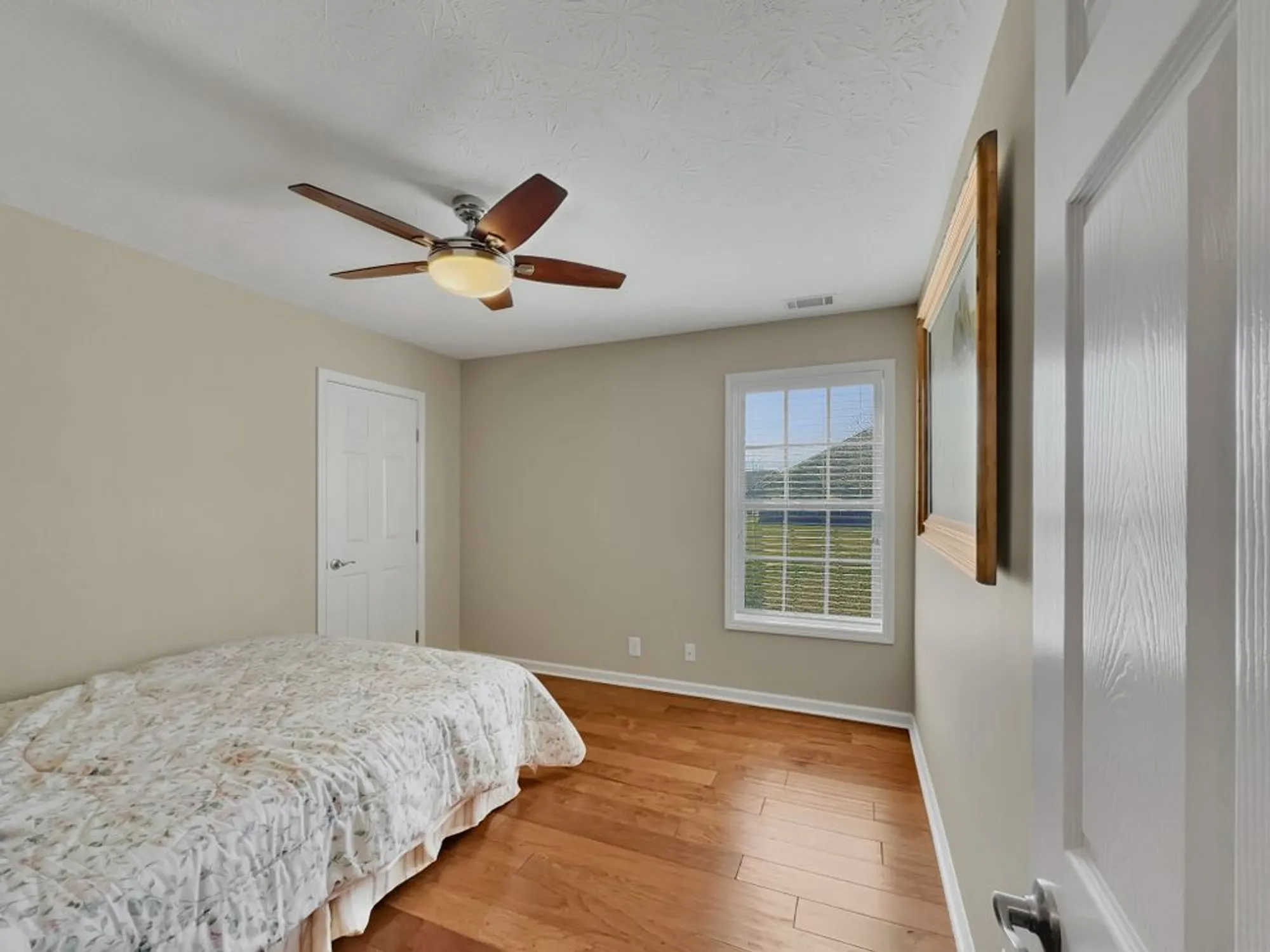 Property Slideshow image 23 of 30 | 395 devon chase hl unit 3804, Gallatin, TN, 37066