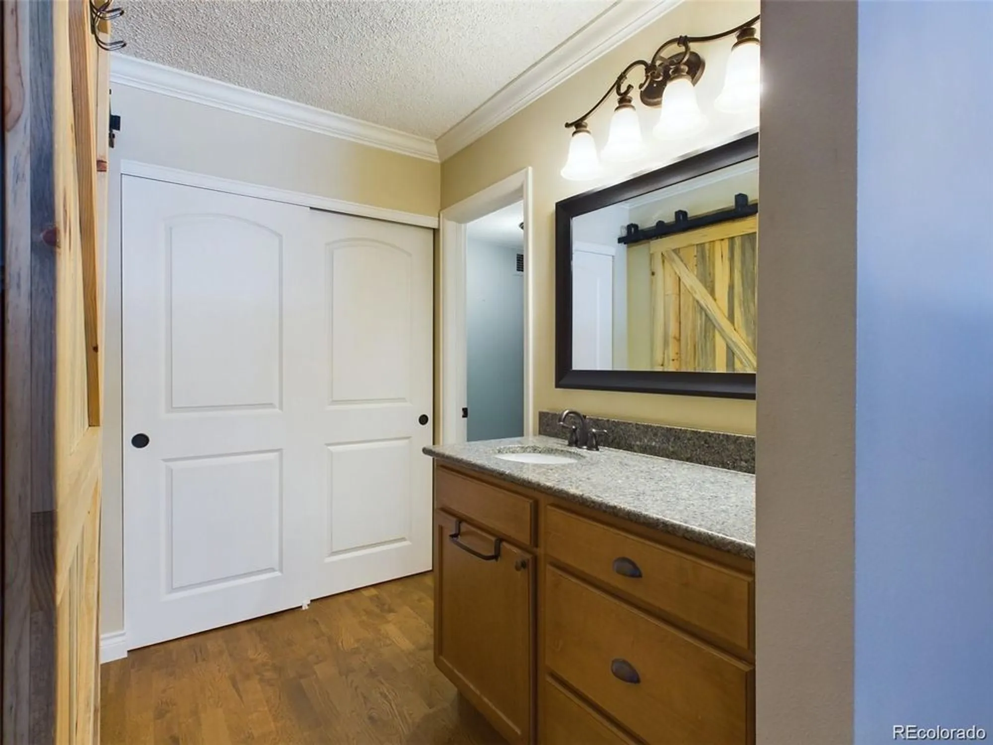 Property Slideshow image 12 of 18 | 14000 e linvale pl apt 110, Aurora, CO, 80014