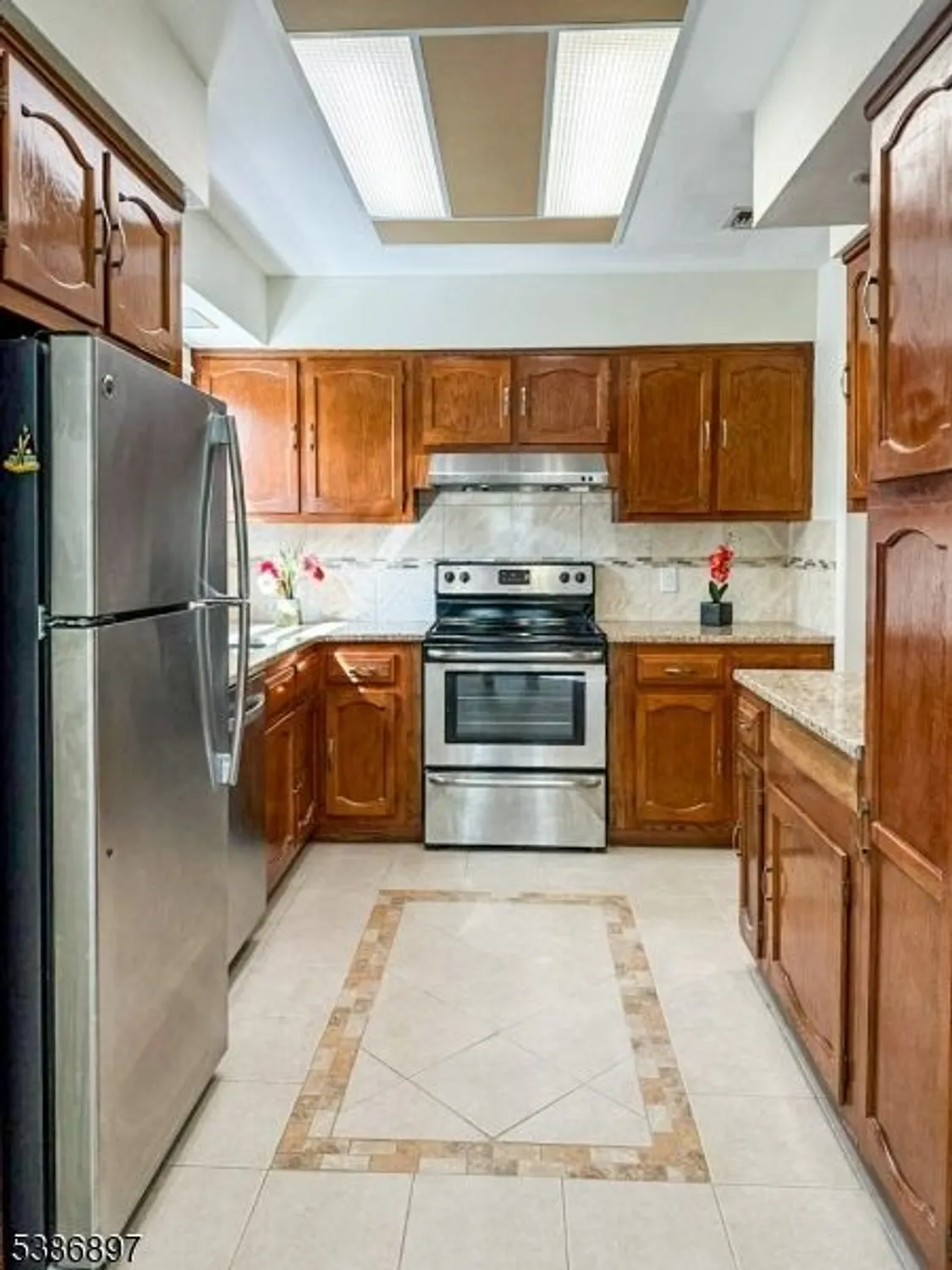 Property Slideshow image 13 of 35 | 374 new bedford ln, Monroe Twp., NJ, 08831