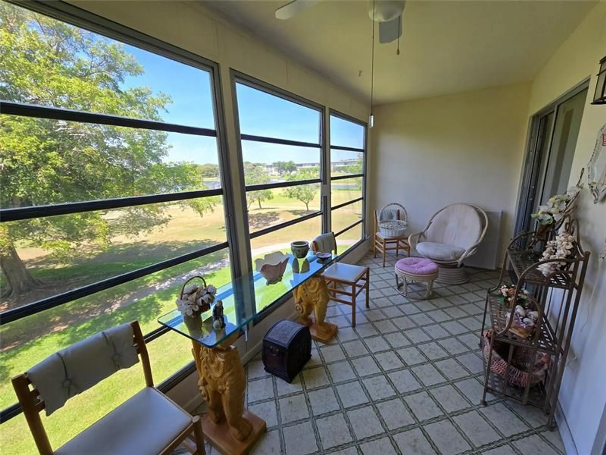 Property Slideshow image 19 of 34 | 2803 victoria way l3, Coconut Creek, FL, 33066