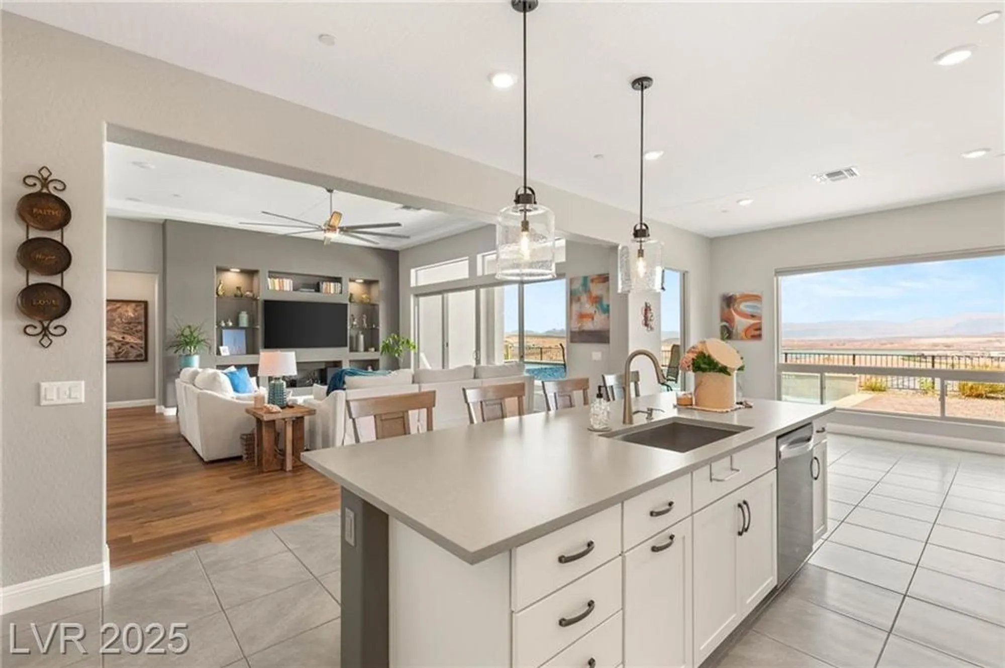 Property Slideshow image 21 of 70 | 160 stone mesa ct, Henderson, NV, 89011