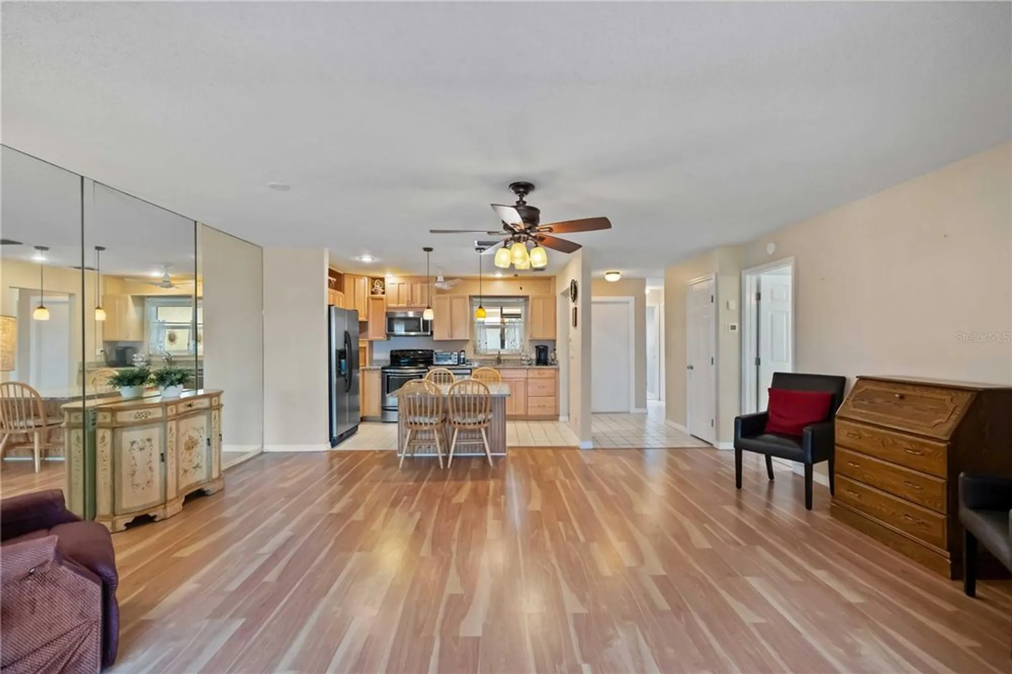 Property Slideshow image 7 of 51 | 3527 silver pine ct # 82, Sarasota, FL, 34231