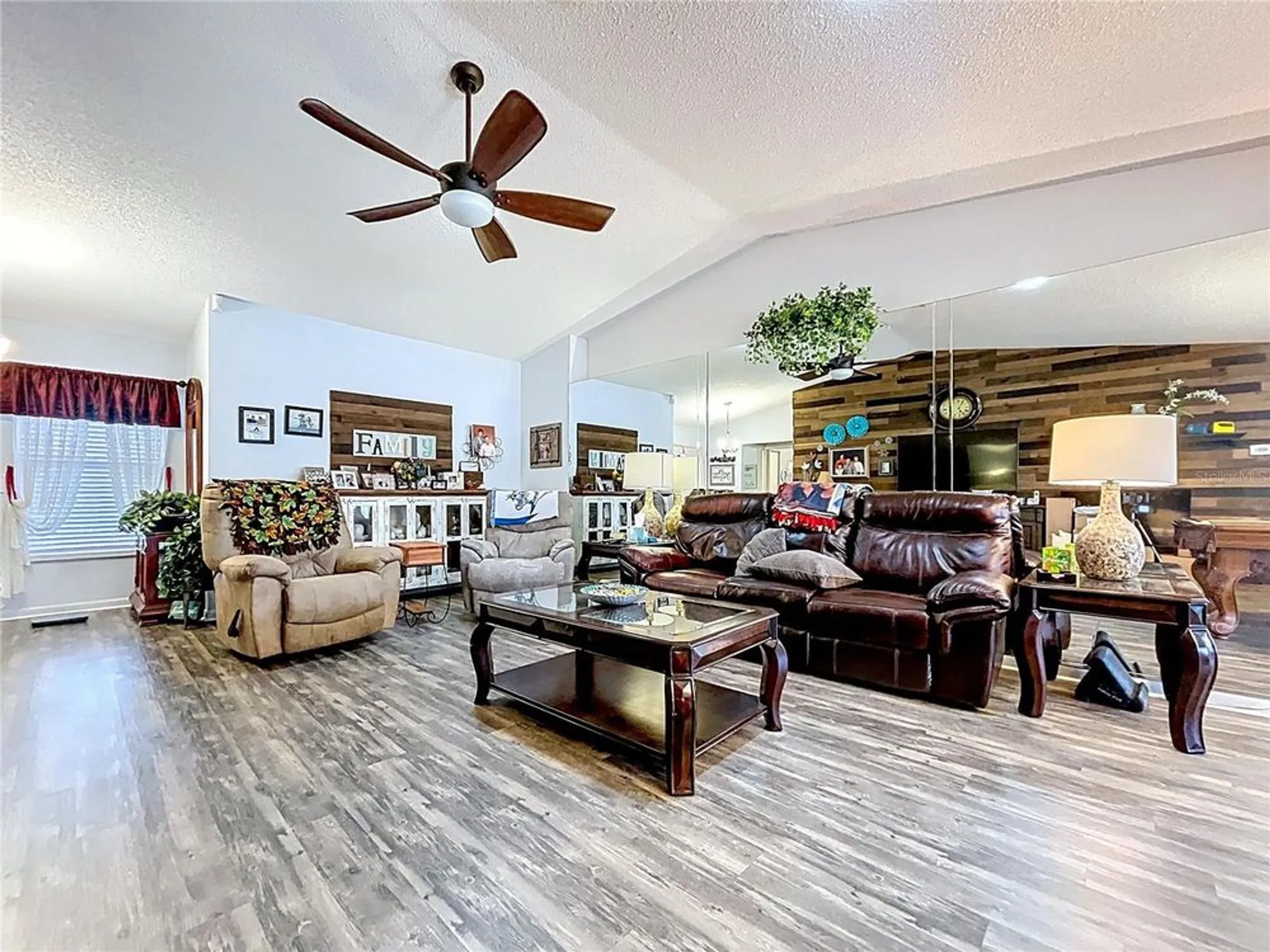 Property Slideshow image 12 of 41 | 2137 grand cypress dr, Lakeland, FL, 33810