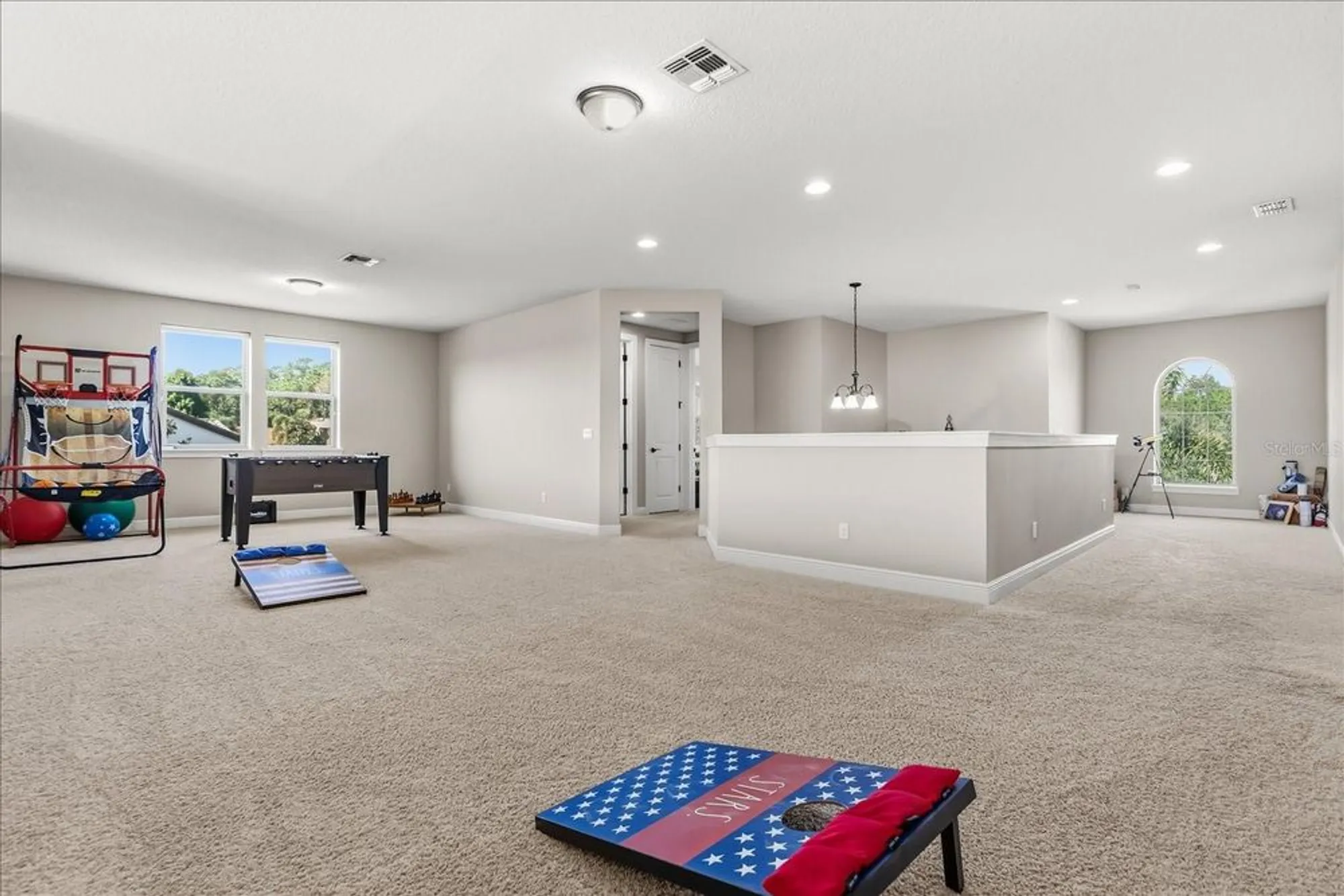 Property Slideshow image 25 of 37 | 11675 savona way, Orlando, FL, 32827