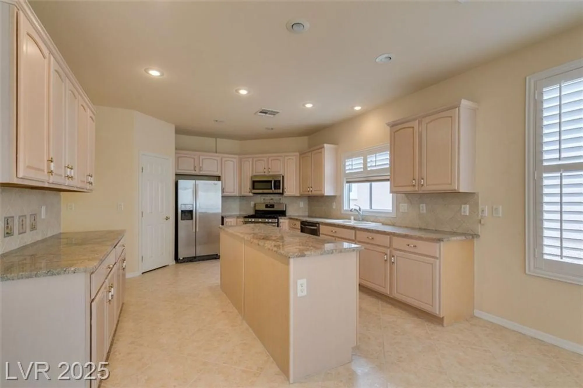 Property Slideshow image 34 of 70 | 10606 mandarino ave, Las Vegas, NV, 89135