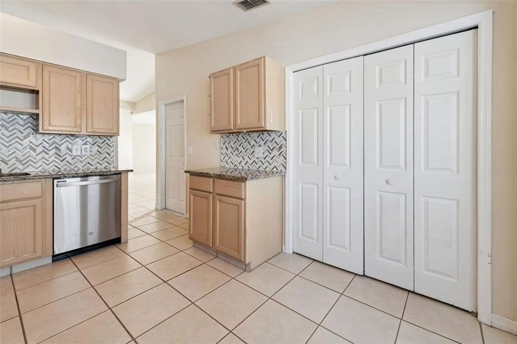 Property Slideshow image 8 of 29 | 29327 zeller ave, San Antonio, FL, 33576