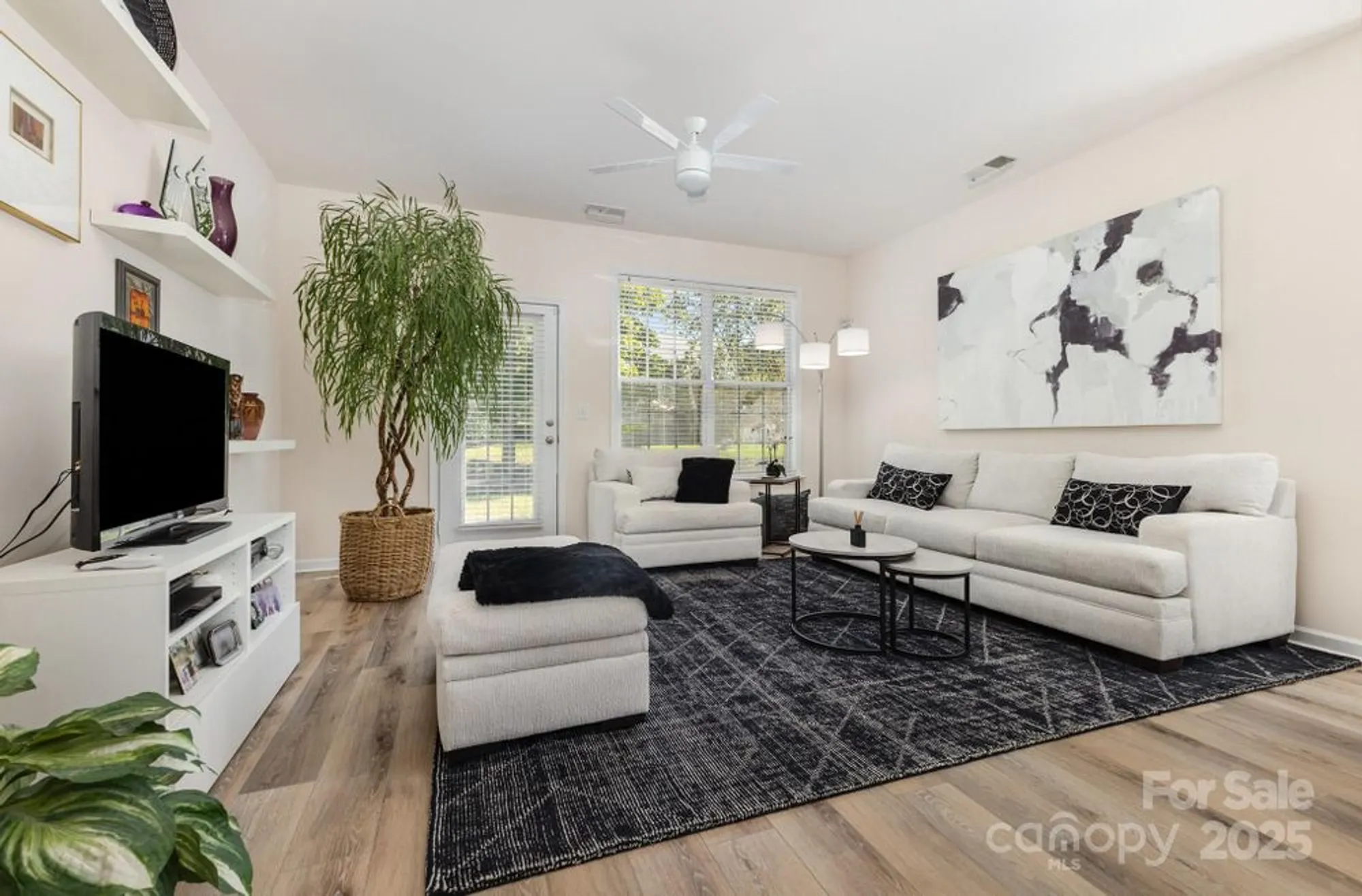 Property Slideshow image 7 of 35 | 881 platinum dr, Fort Mill, SC, 29708